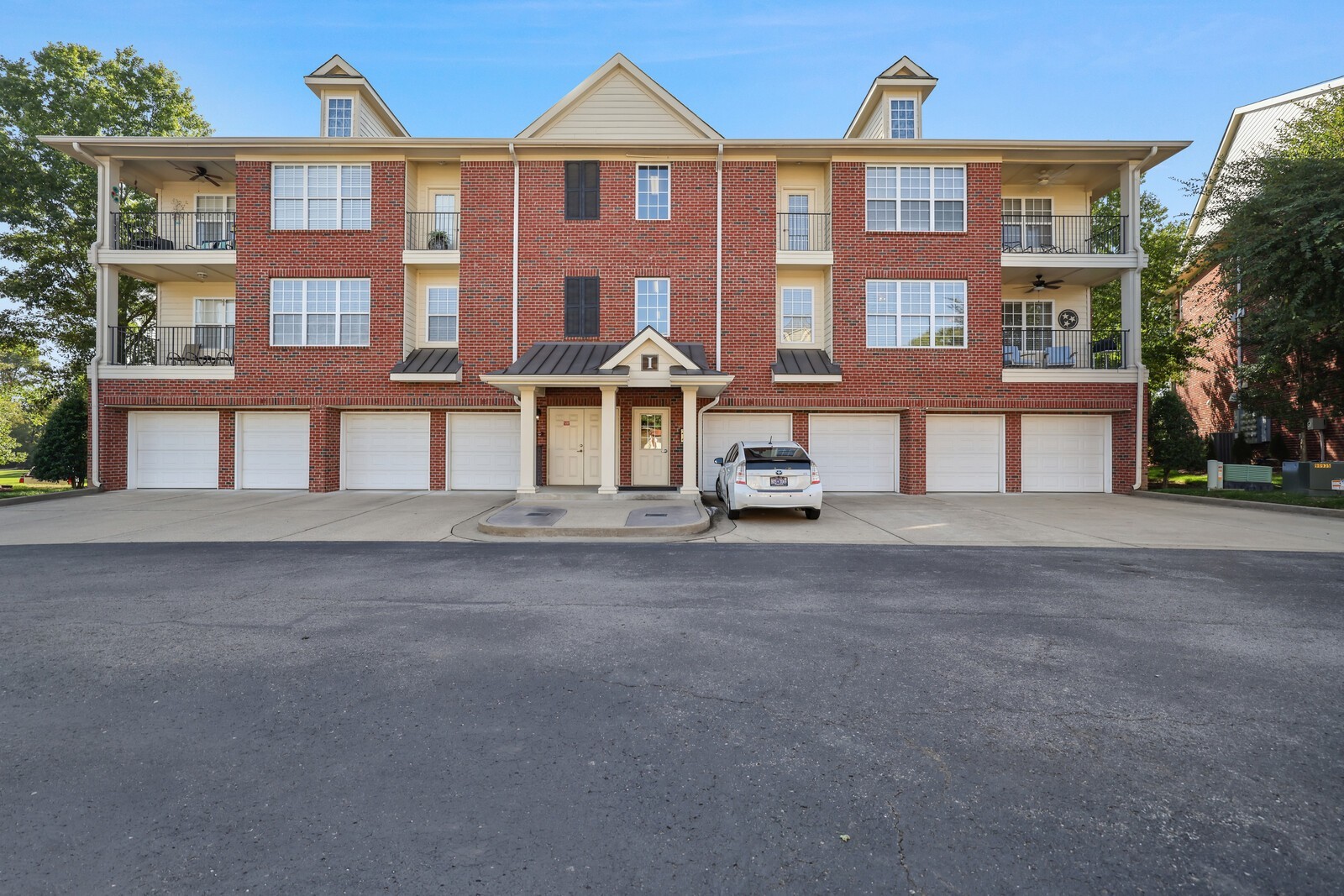 3201 Aspen Grove Dr Unit: I6