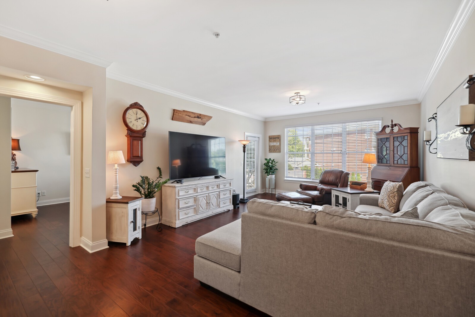 3201 Aspen Grove Dr Unit: I6