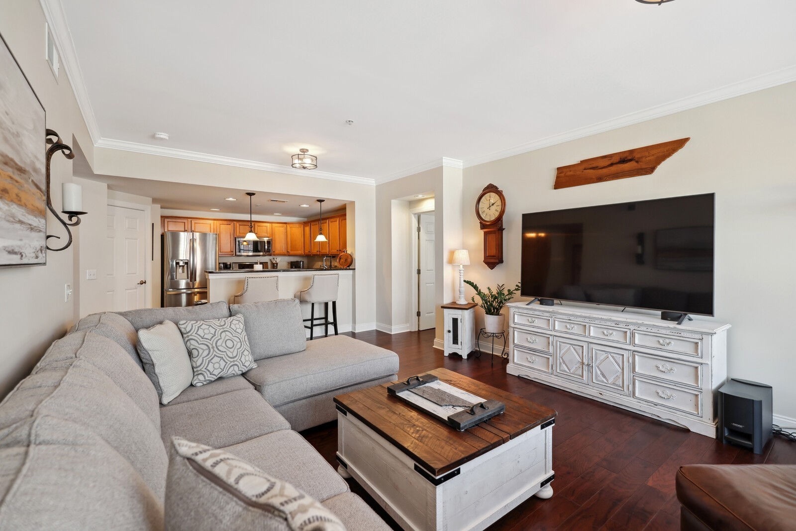 3201 Aspen Grove Dr Unit: I6