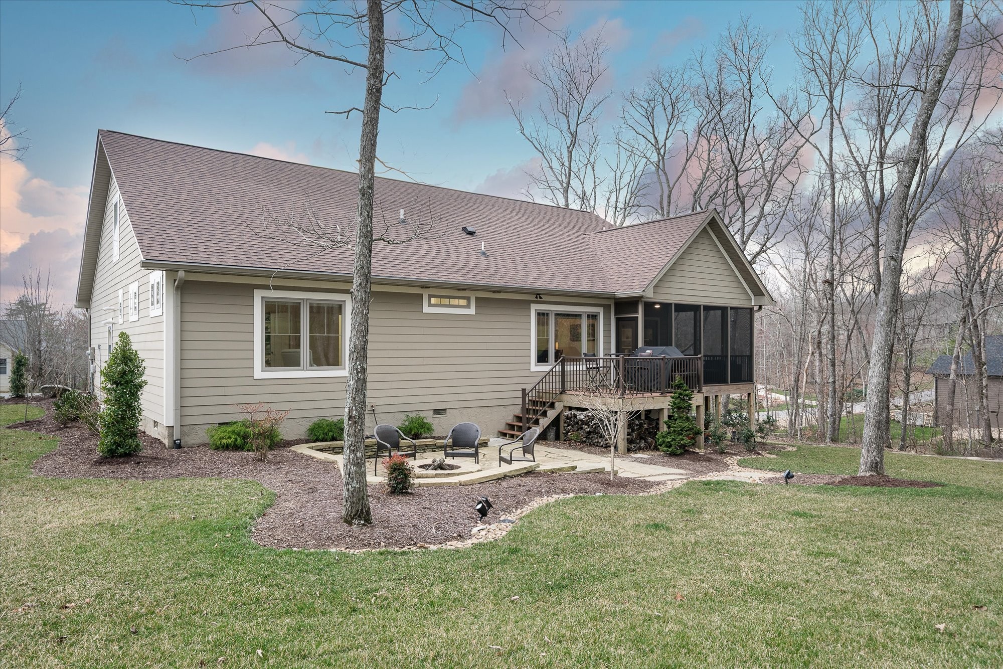 153 Mountain View Dr