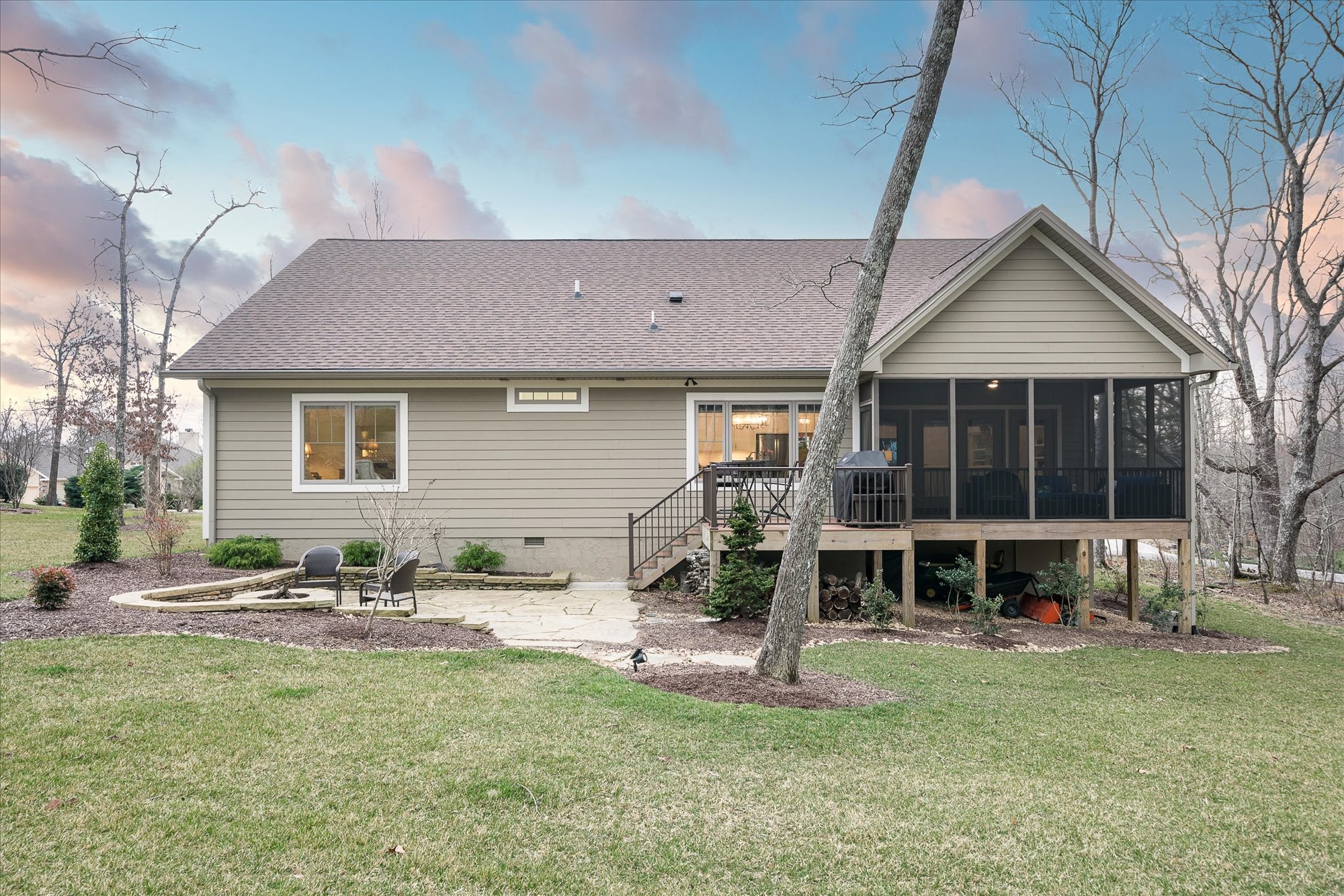 153 Mountain View Dr