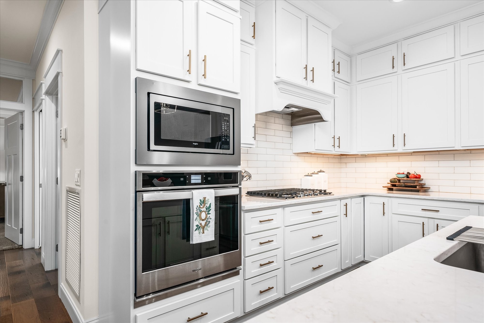 153 Mountain View Dr
