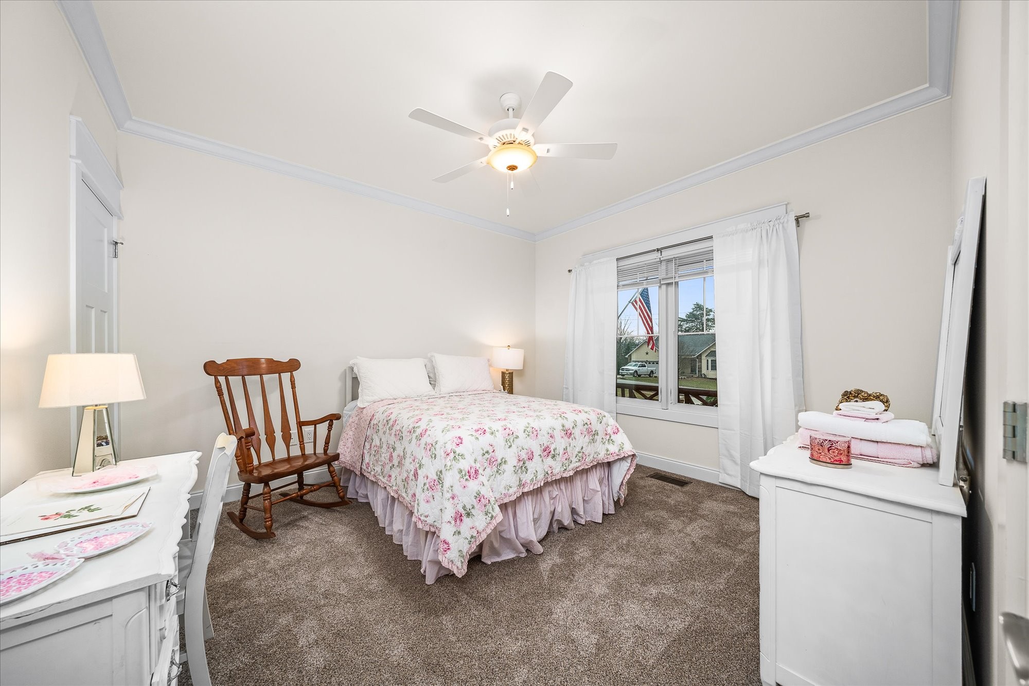 153 Mountain View Dr