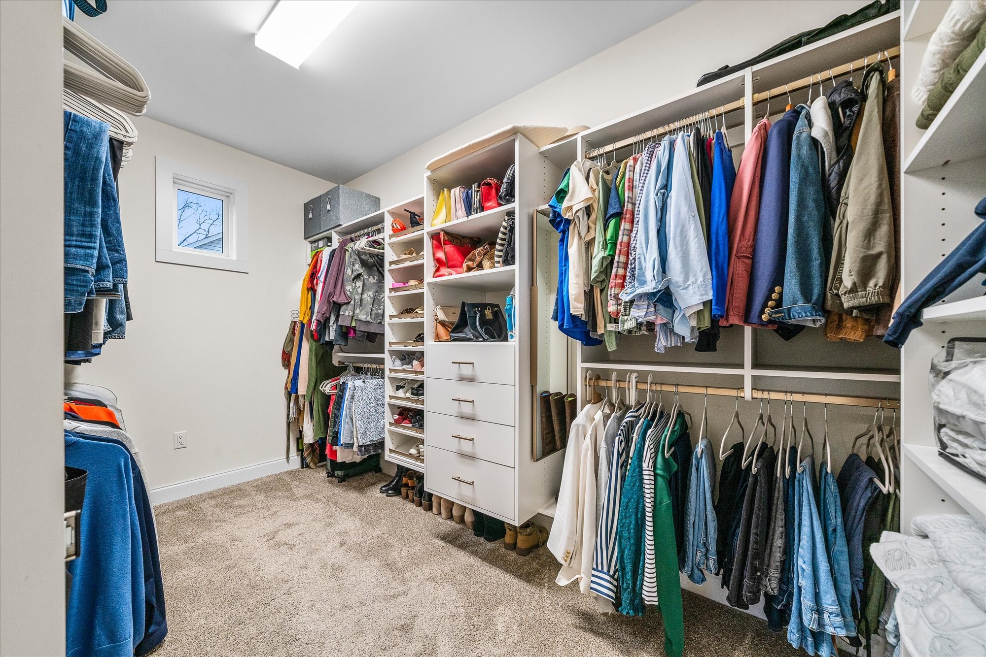 153 Mountain View Dr