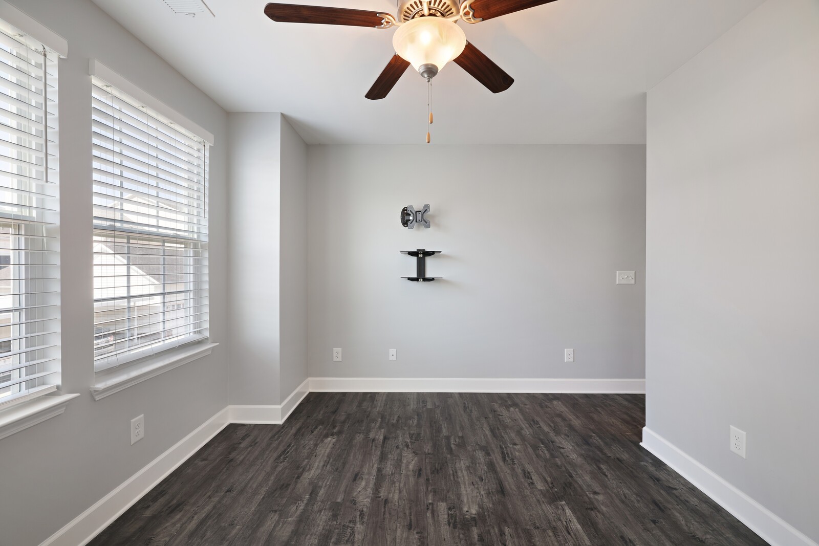4316 Summercrest Blvd Unit: 101