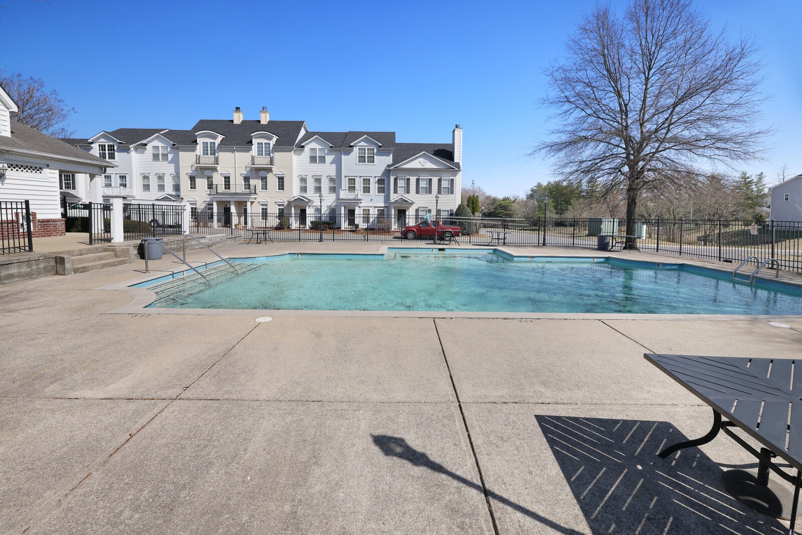 4316 Summercrest Blvd Unit: 101