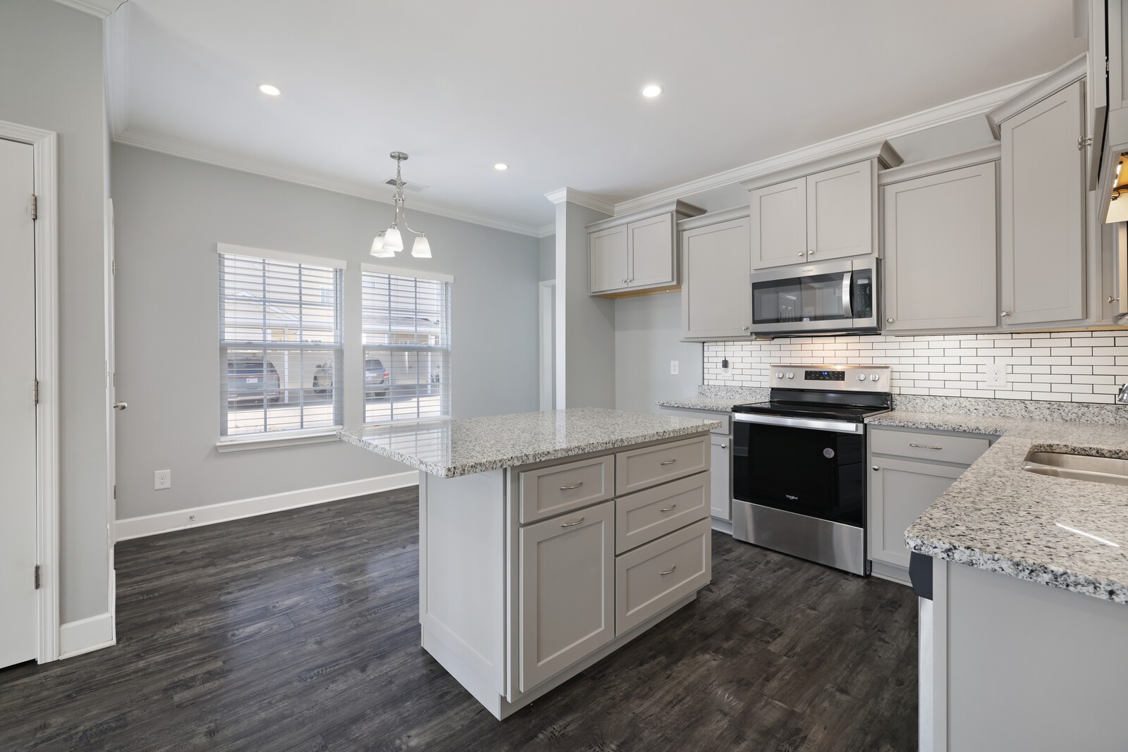 4316 Summercrest Blvd Unit: 101