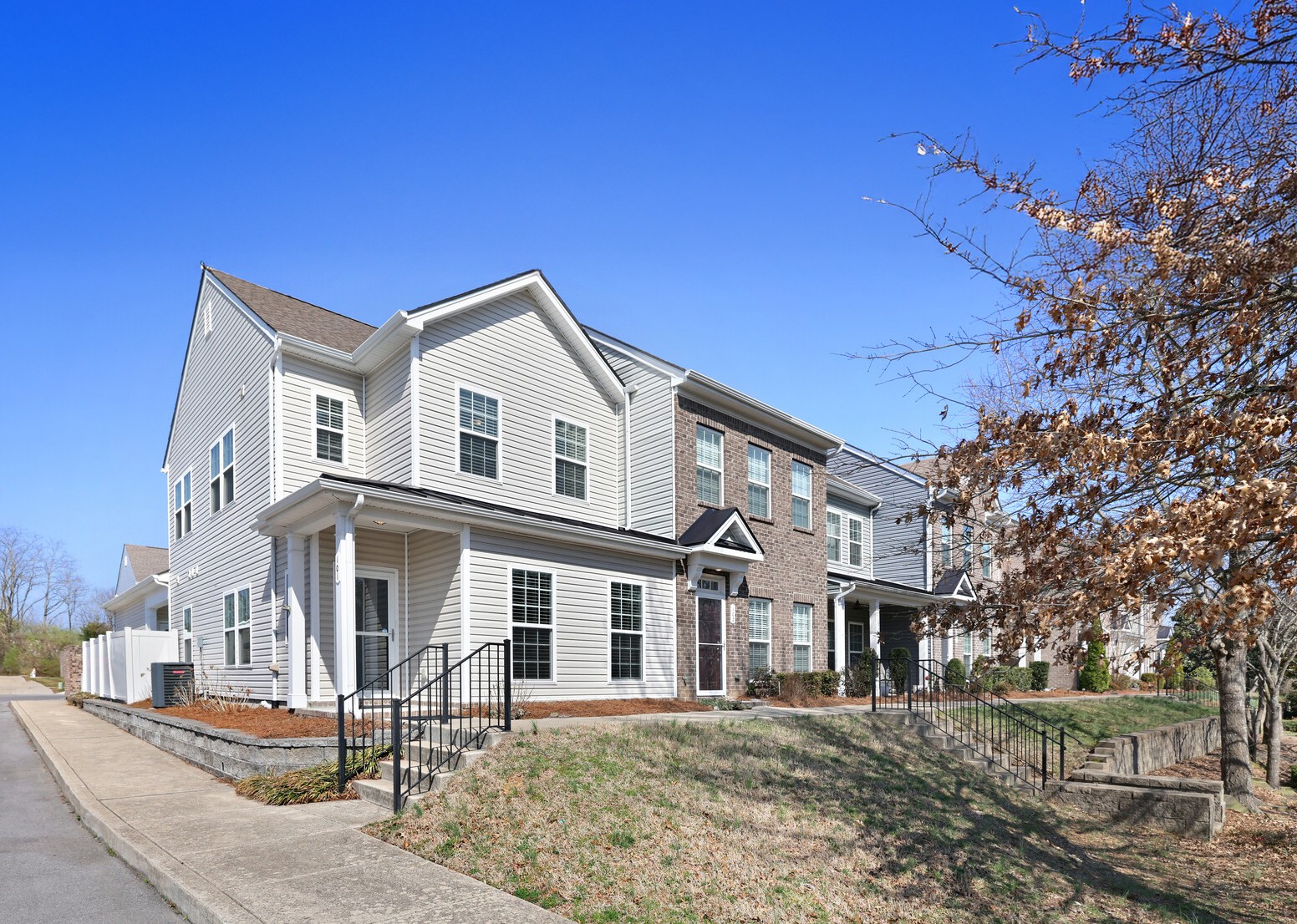 4316 Summercrest Blvd Unit: 101