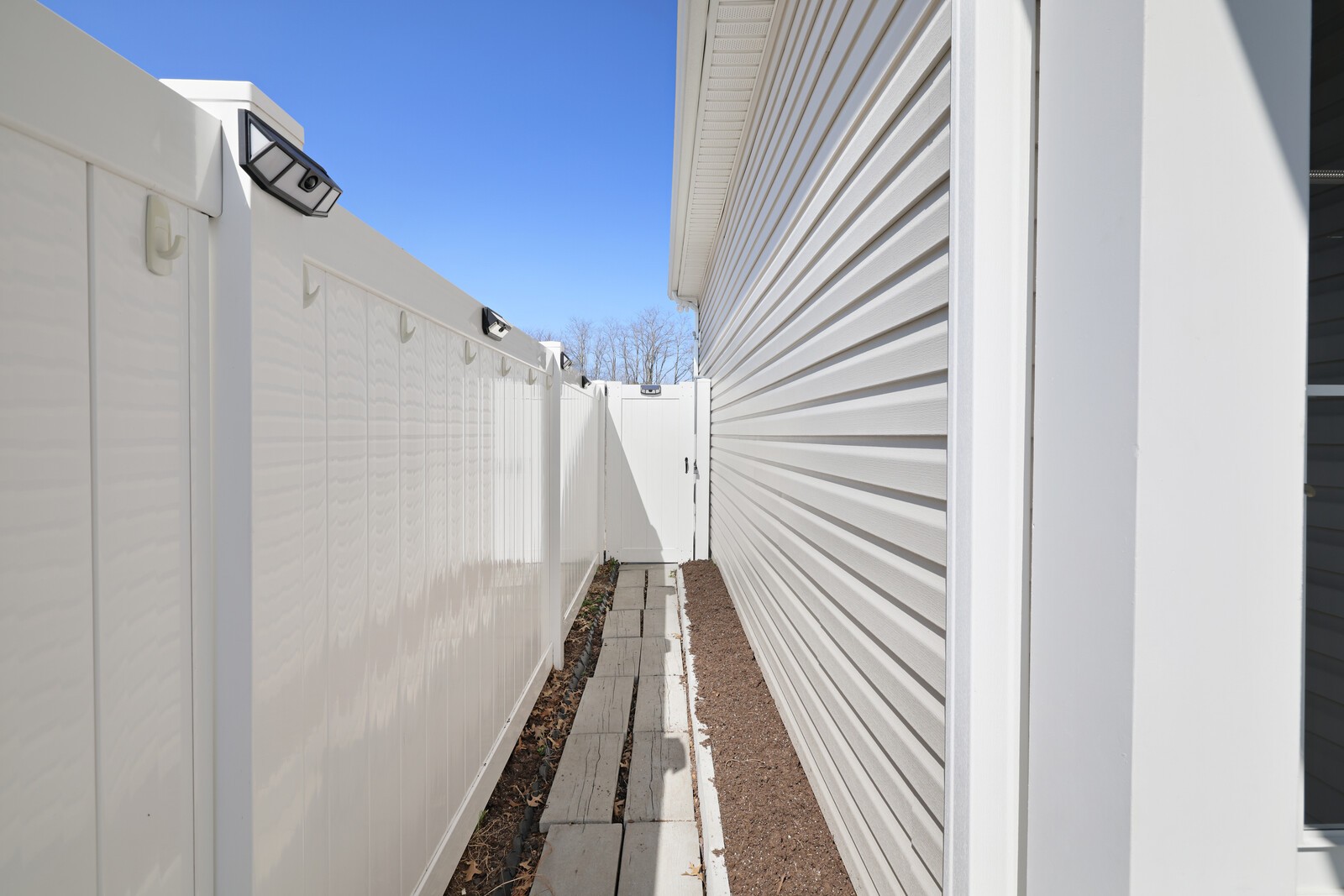 4316 Summercrest Blvd Unit: 101