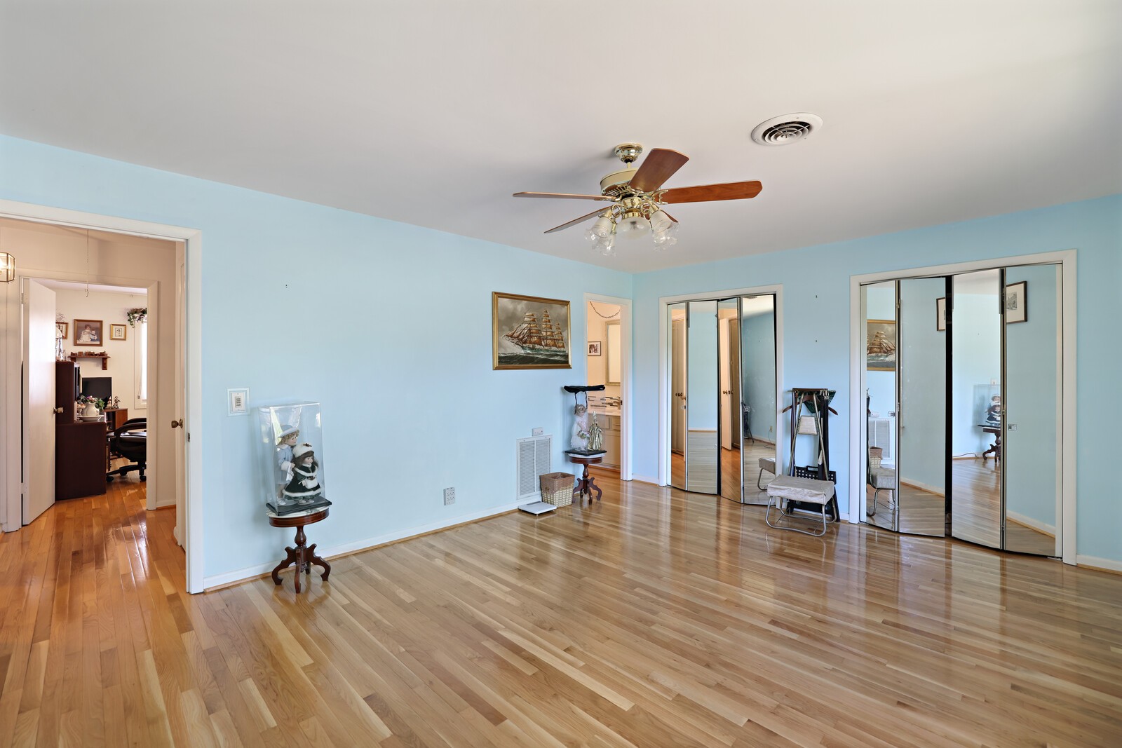 129 Williamsburg West Ct