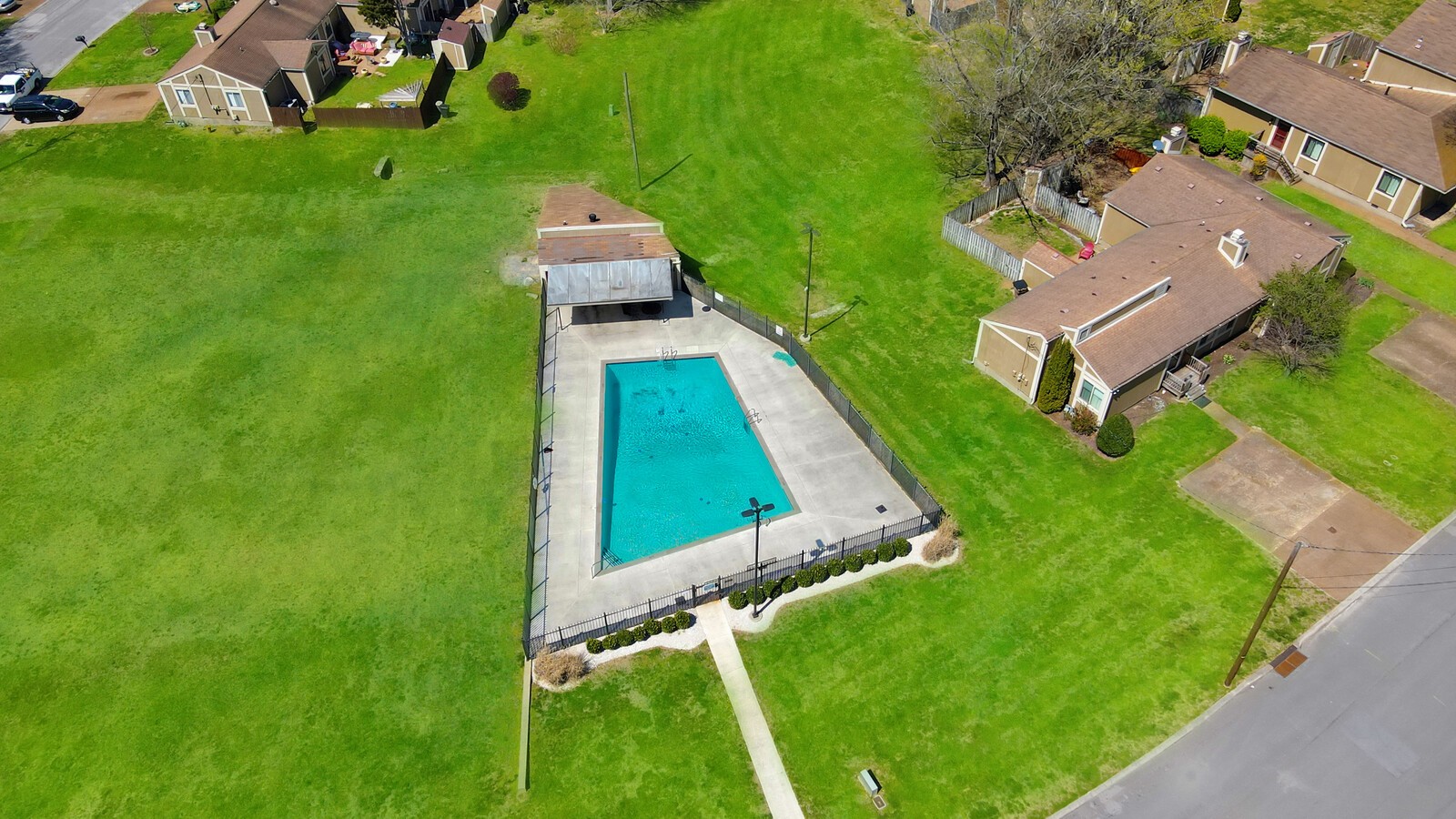 129 Williamsburg West Ct