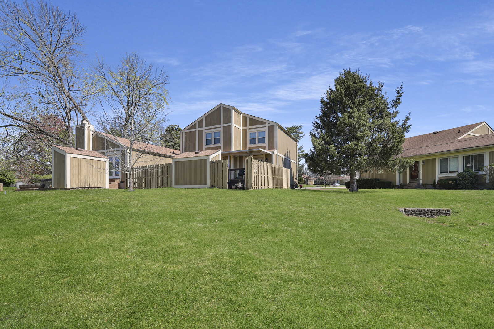 129 Williamsburg West Ct