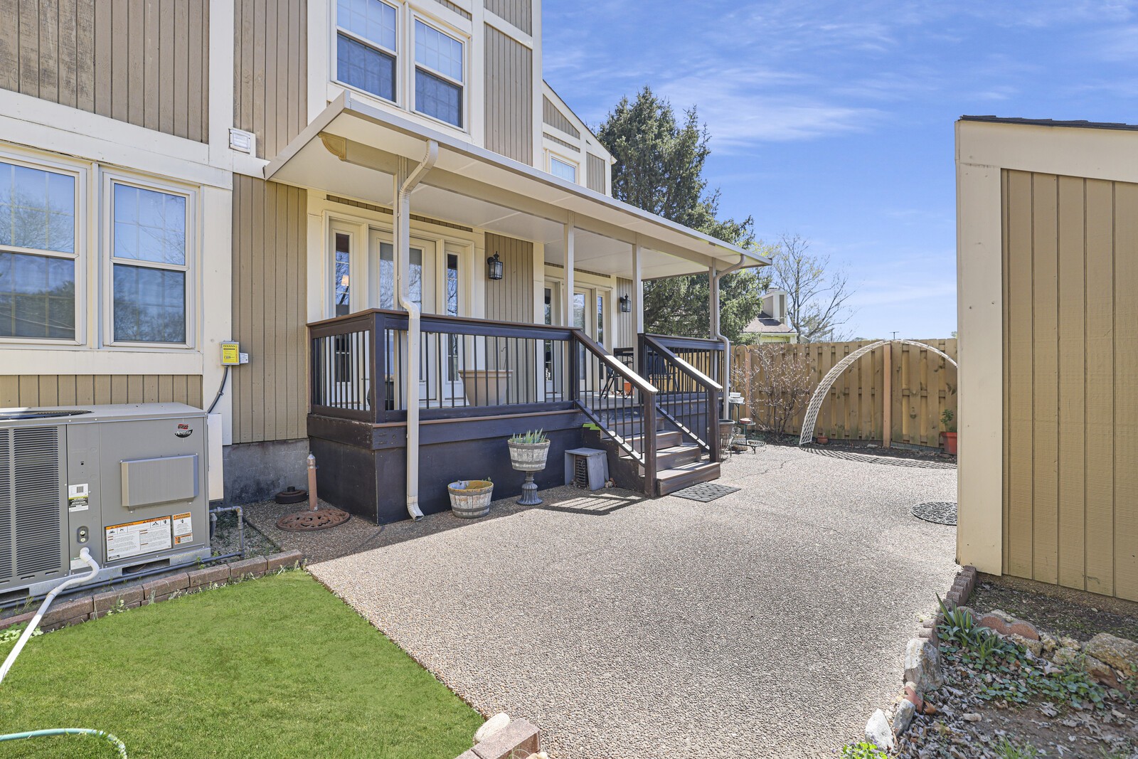 129 Williamsburg West Ct