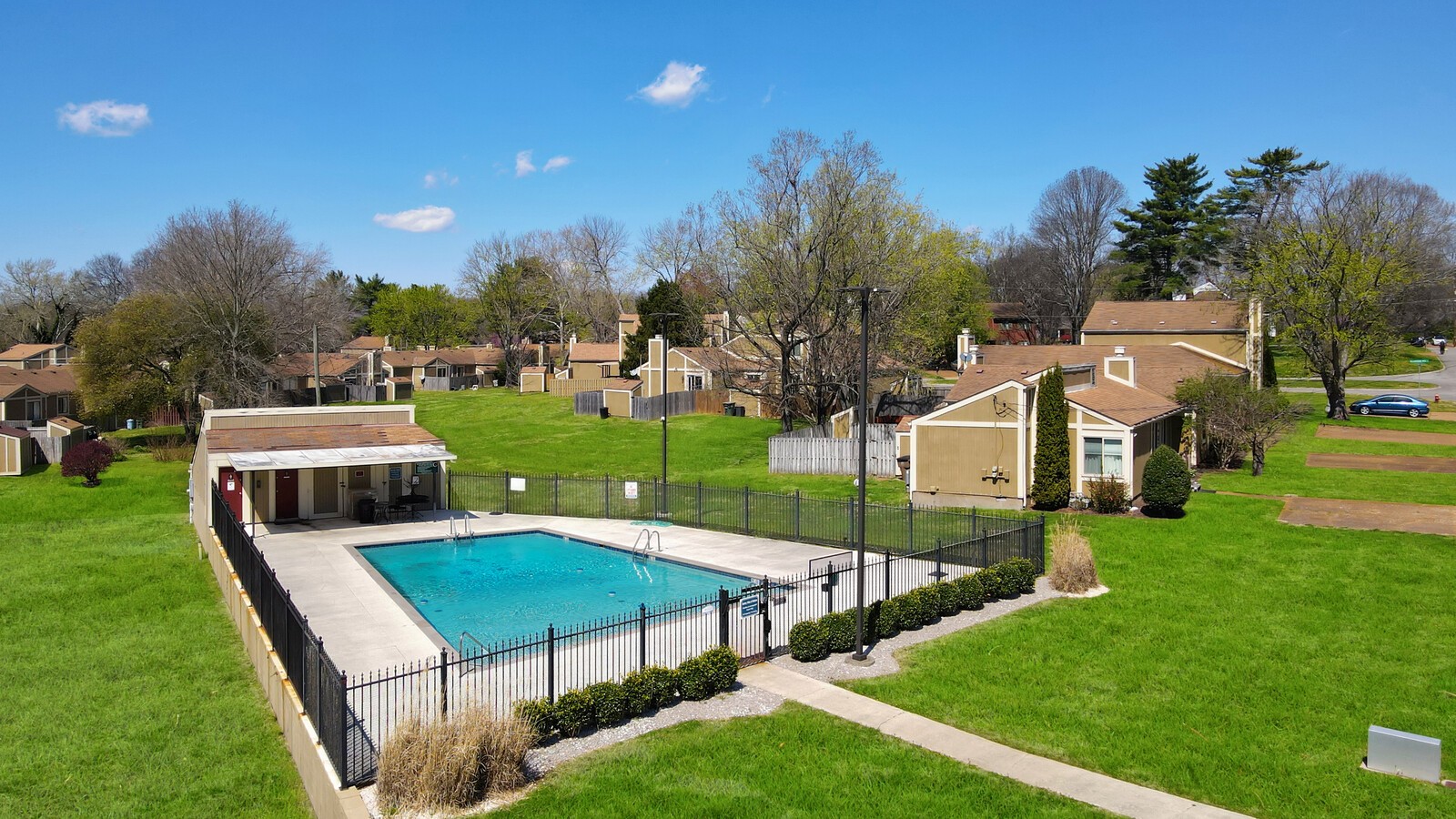 129 Williamsburg West Ct