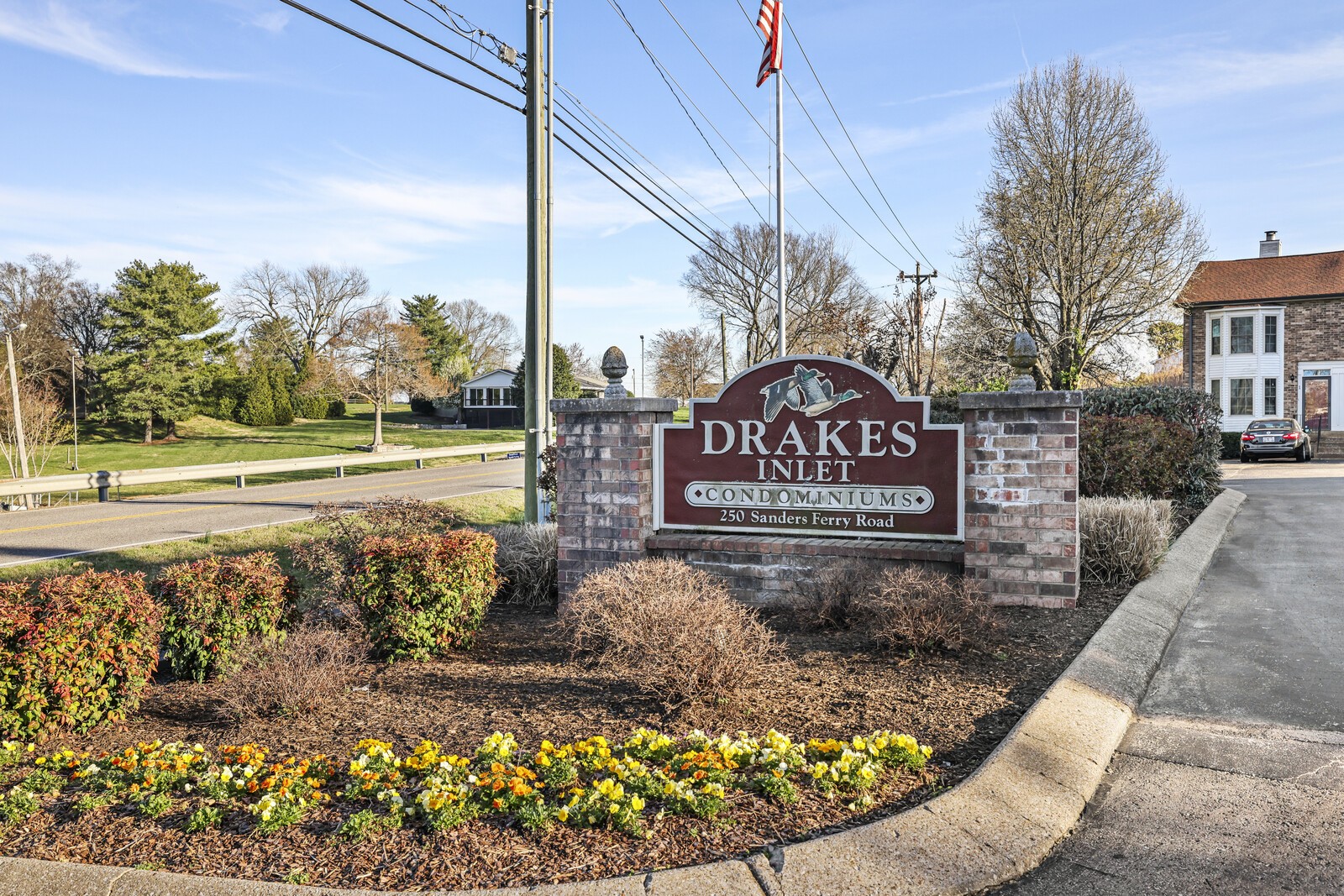 250 Sanders Ferry Rd Unit: 52