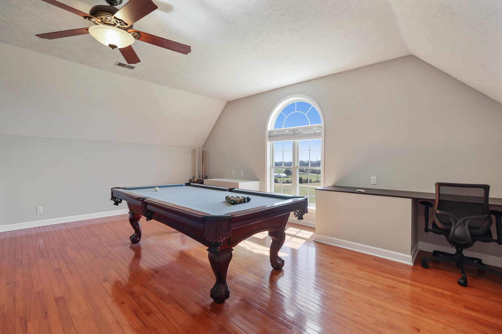 18427 Central Pike