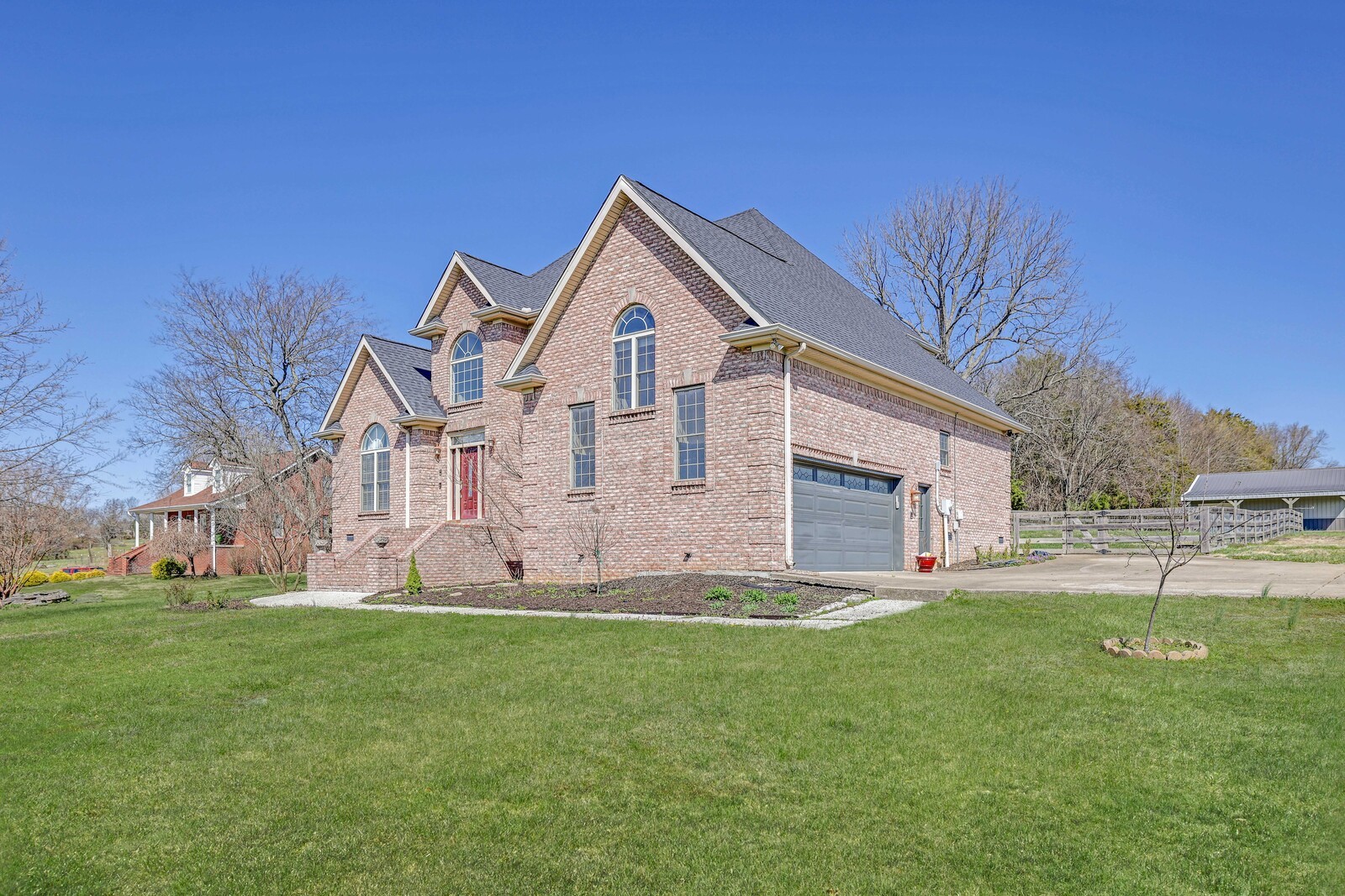 18427 Central Pike