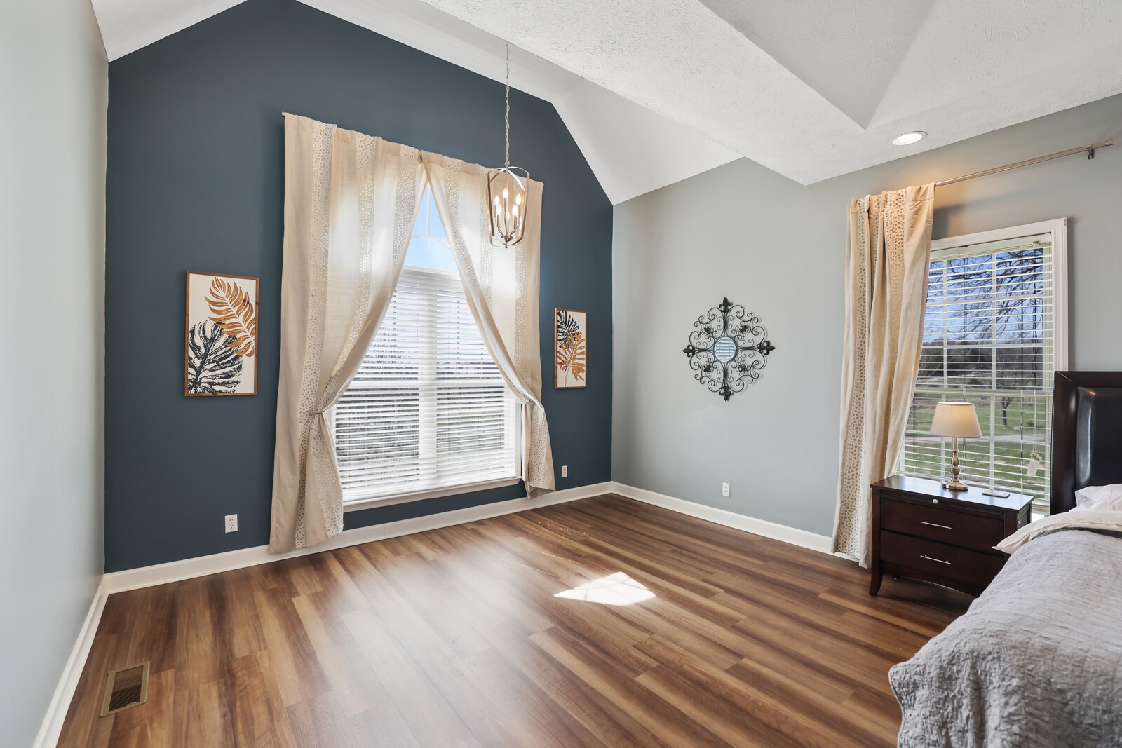 18427 Central Pike