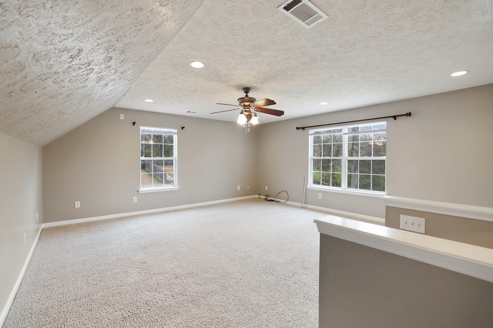 3800 Portsmouth Dr
