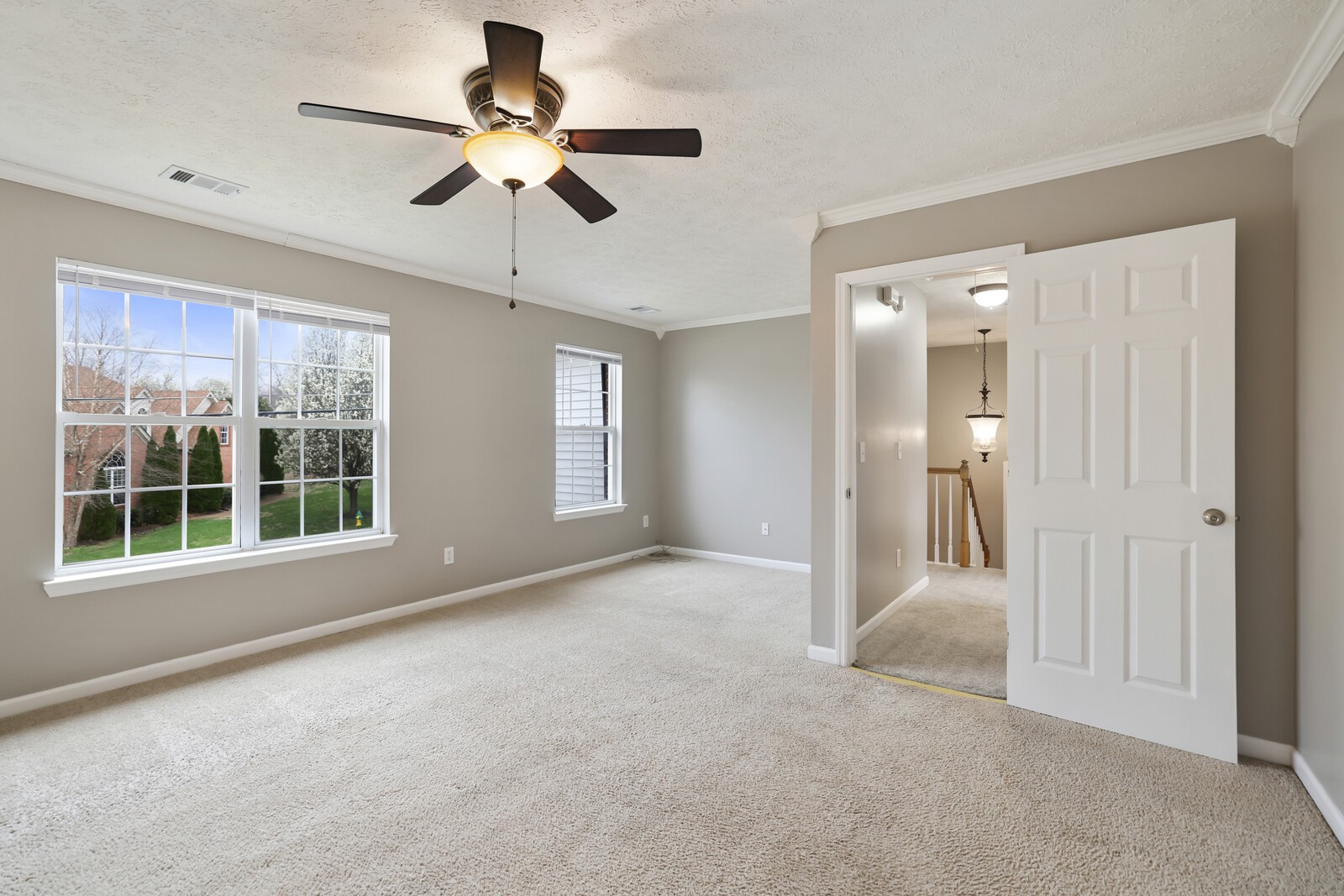 3800 Portsmouth Dr