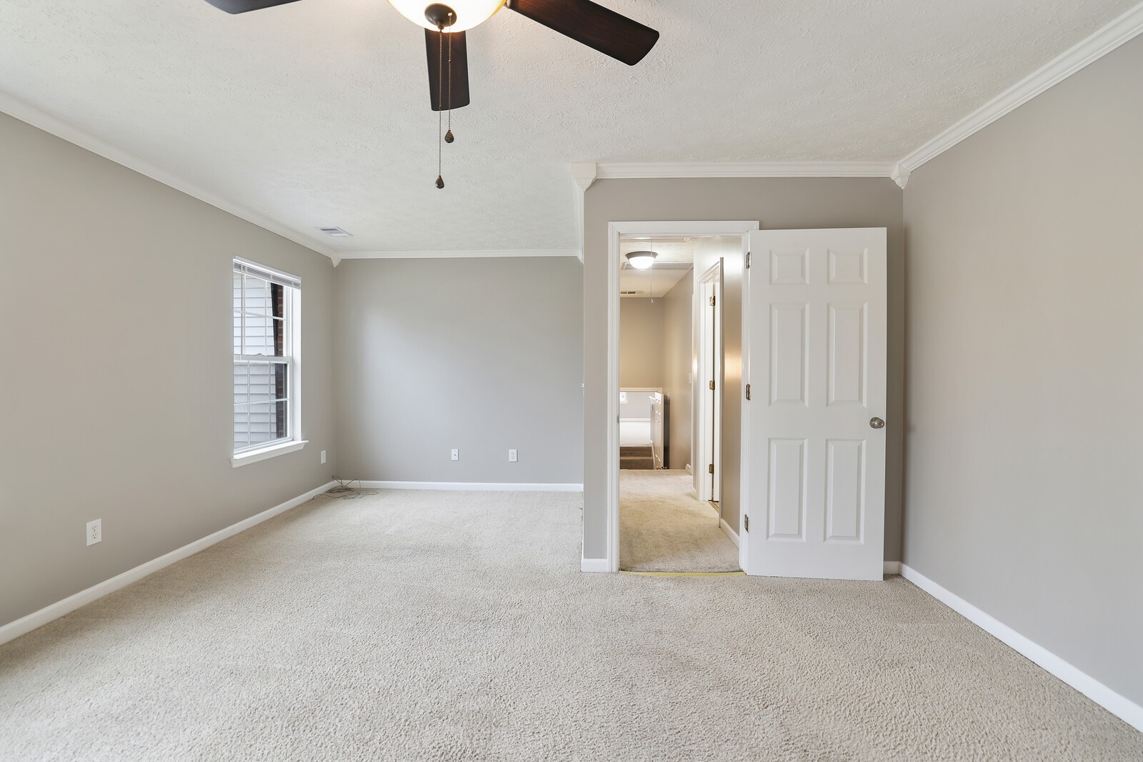 3800 Portsmouth Dr