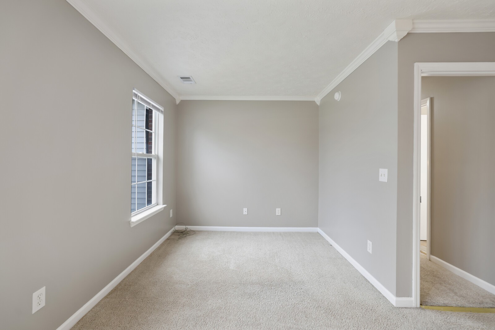 3800 Portsmouth Dr