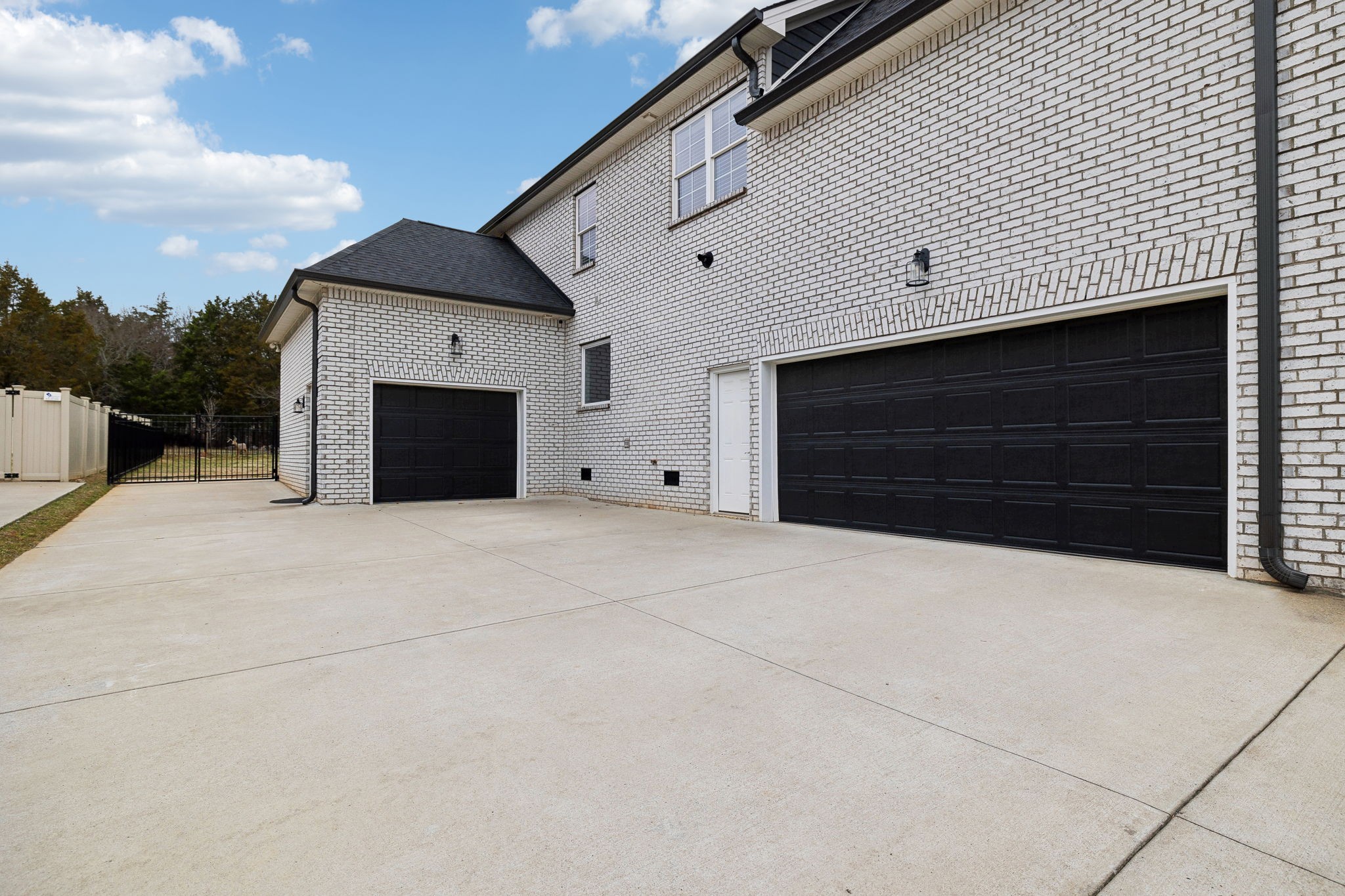 7754 Santos Dr