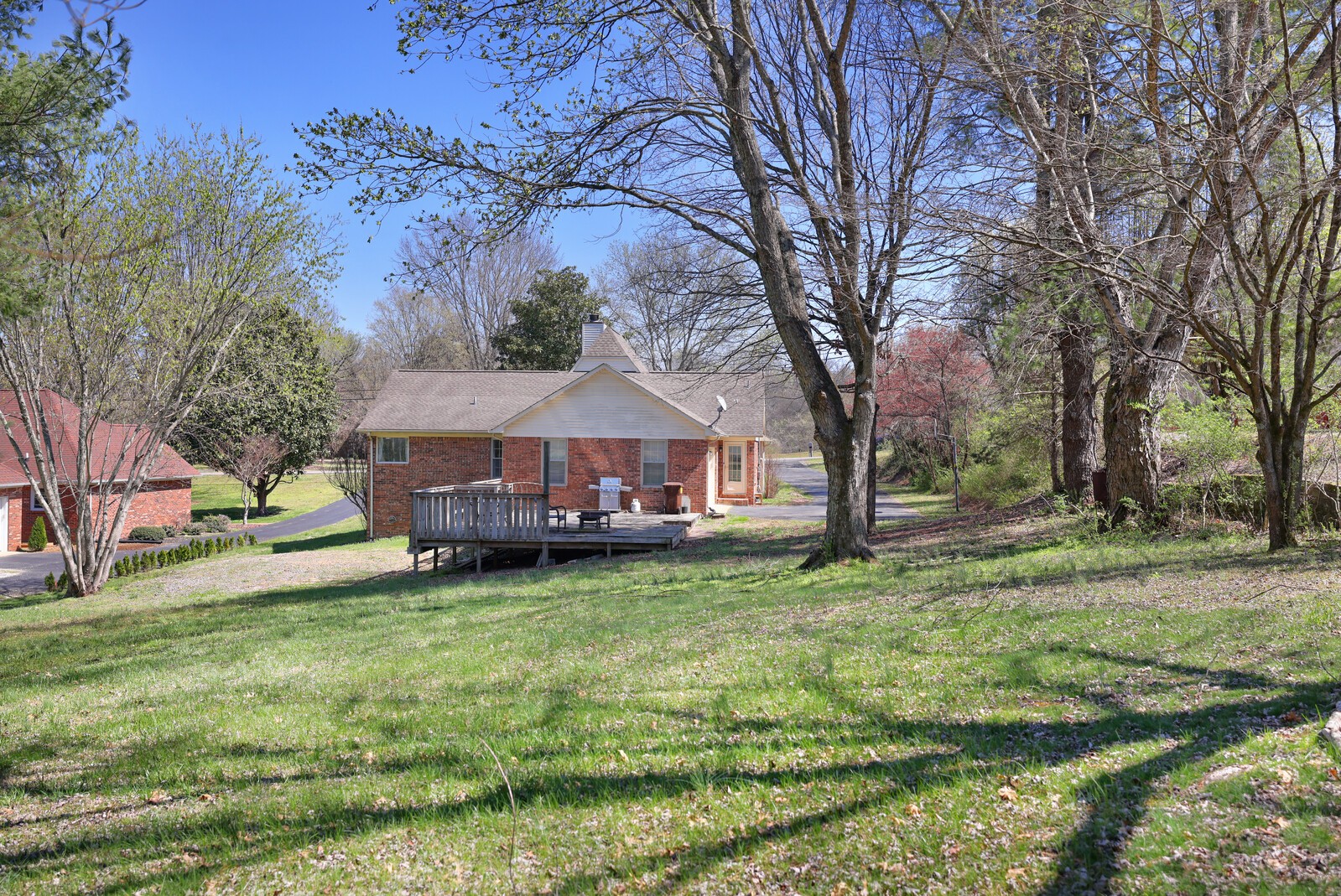1070 Cliff White Rd