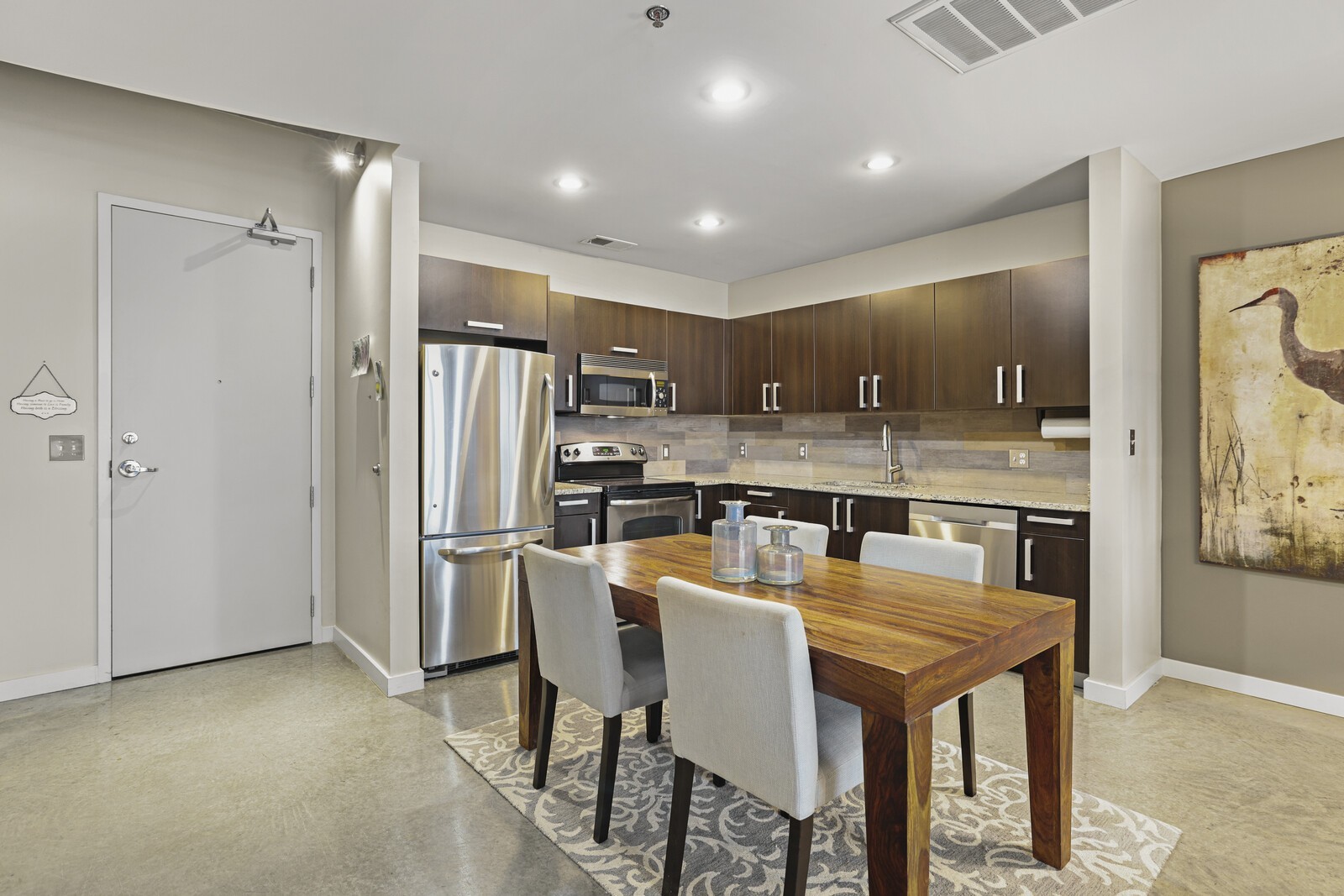 600 12th Ave S Unit: 522