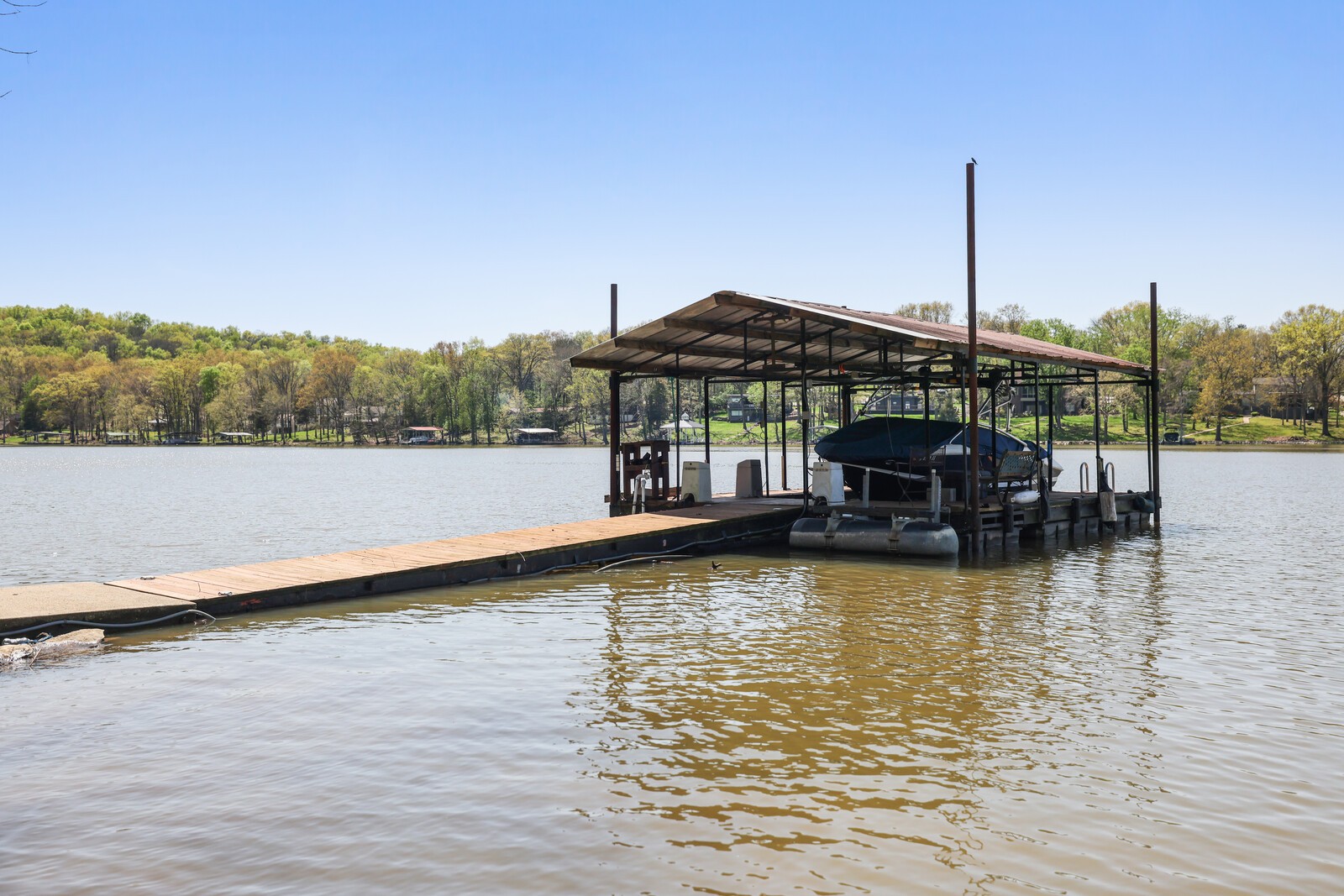 2041 Sanford Dr
