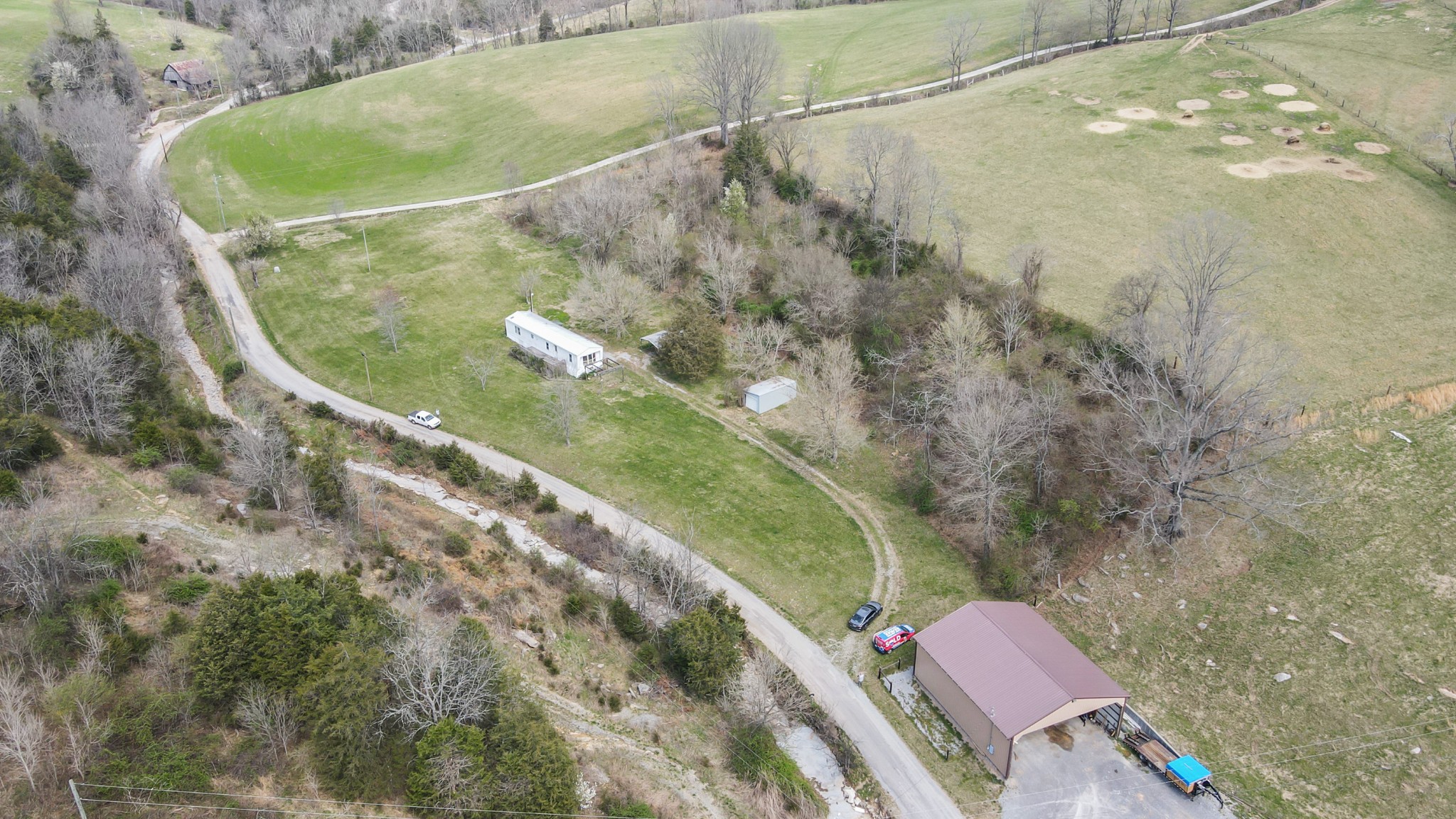 2298 Cavender Rd