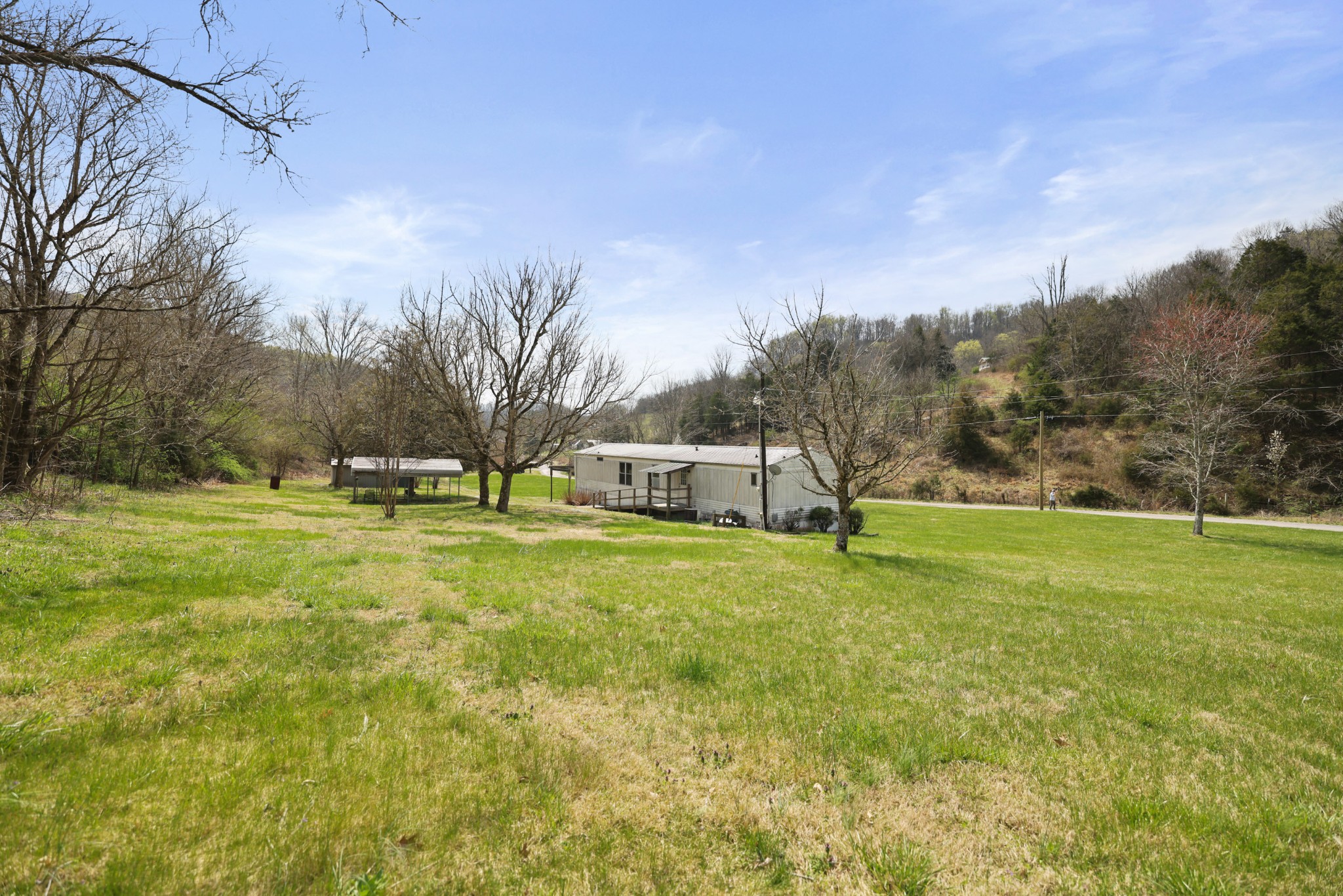 2298 Cavender Rd