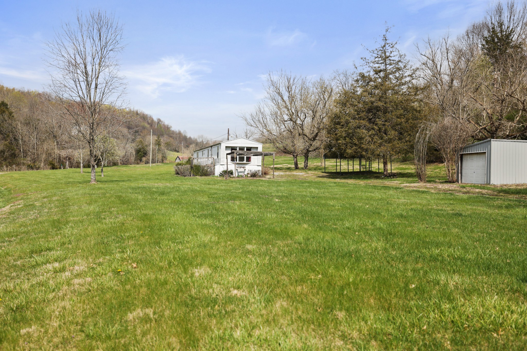 2298 Cavender Rd