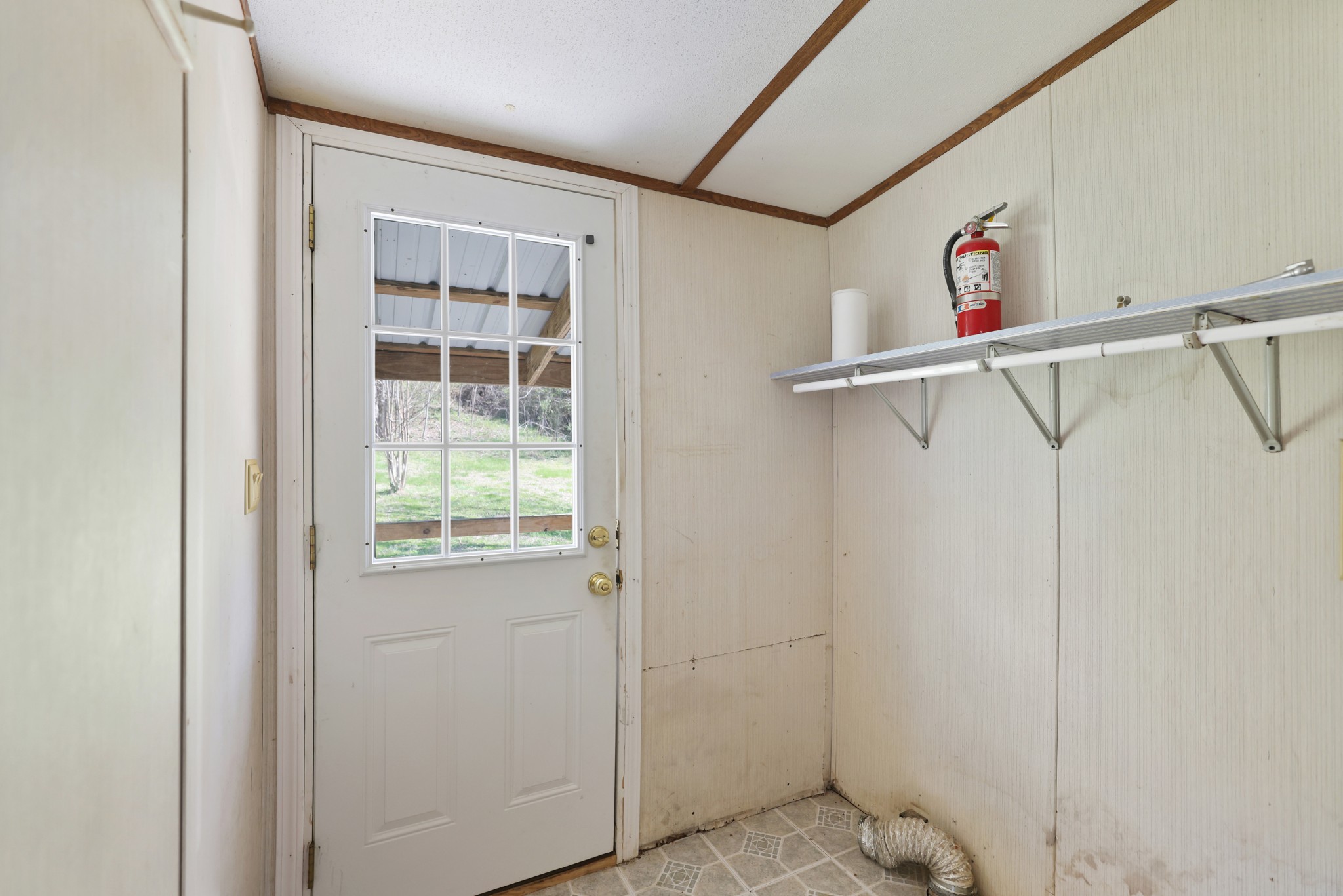 2298 Cavender Rd