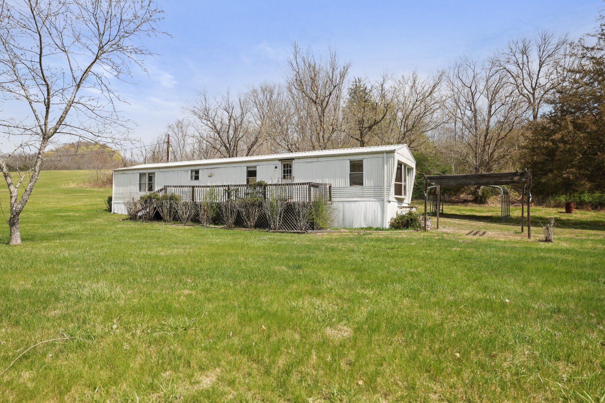 2298 Cavender Rd