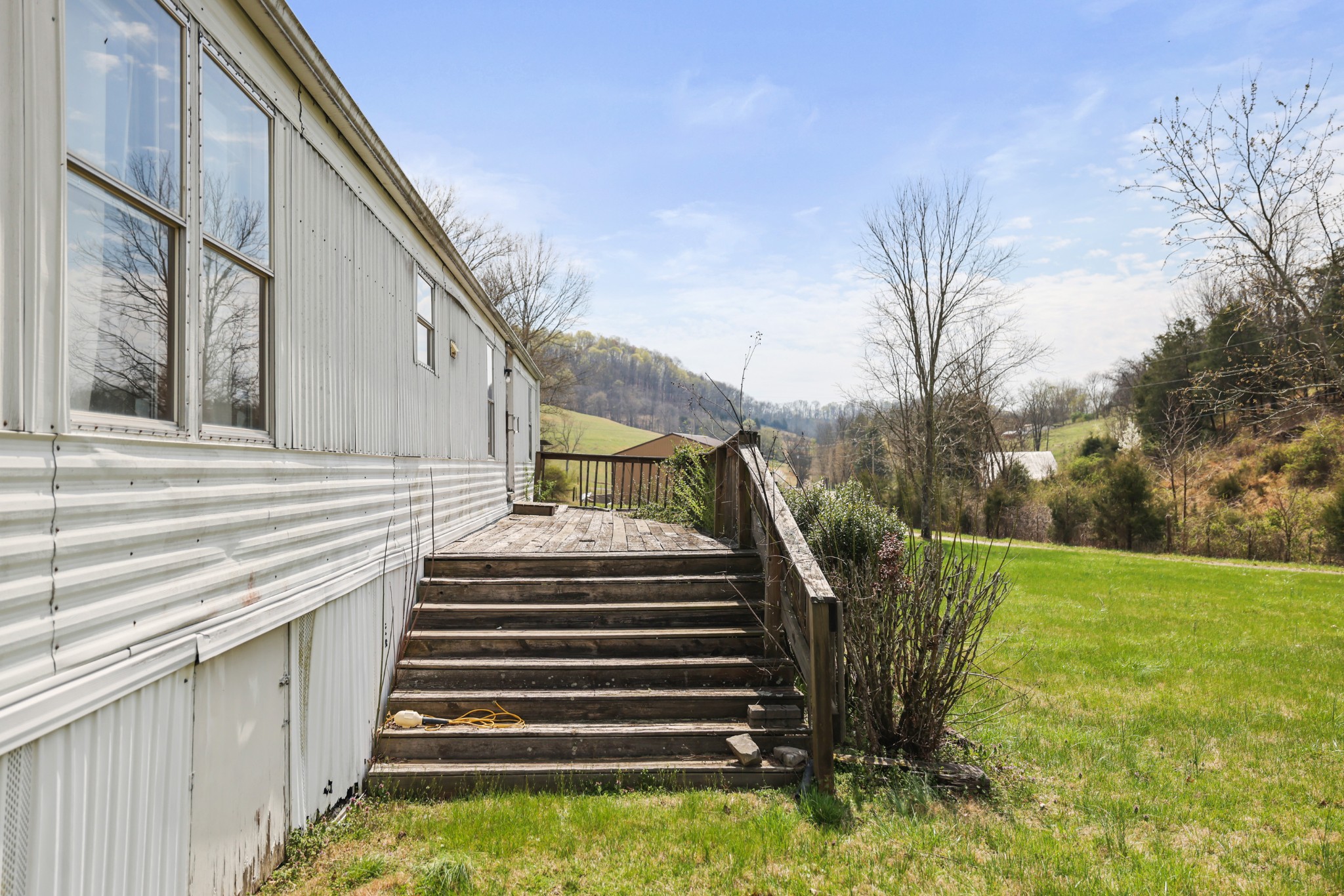2298 Cavender Rd