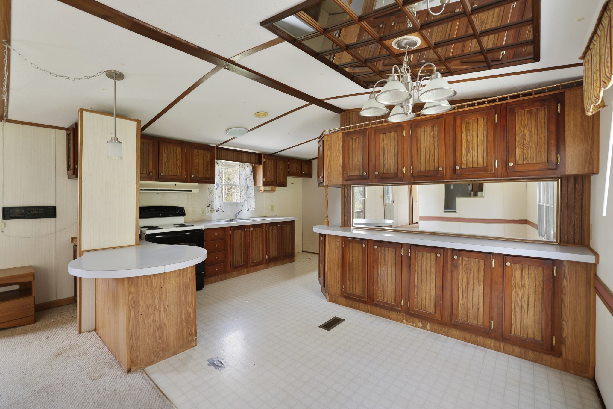2298 Cavender Rd