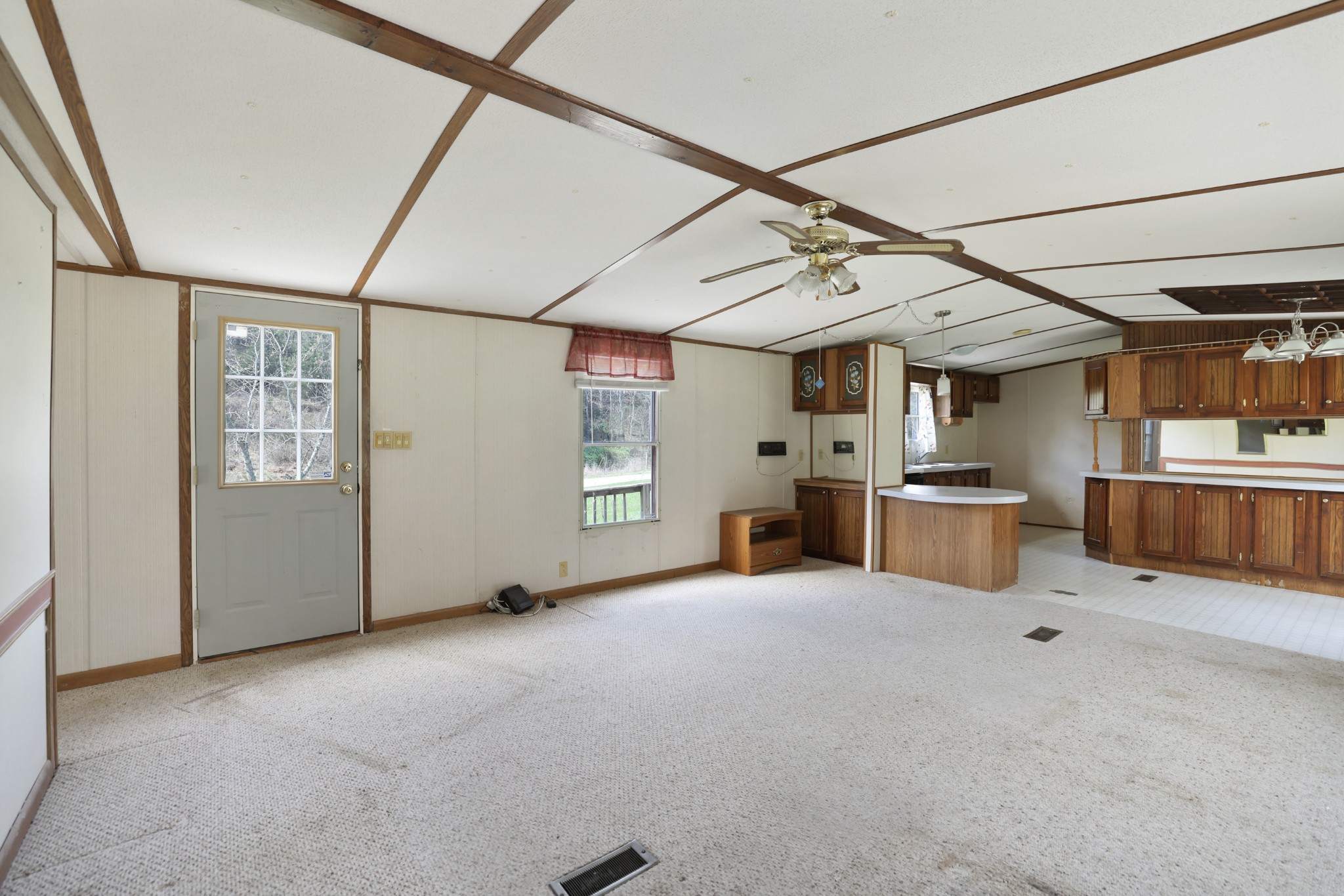 2298 Cavender Rd