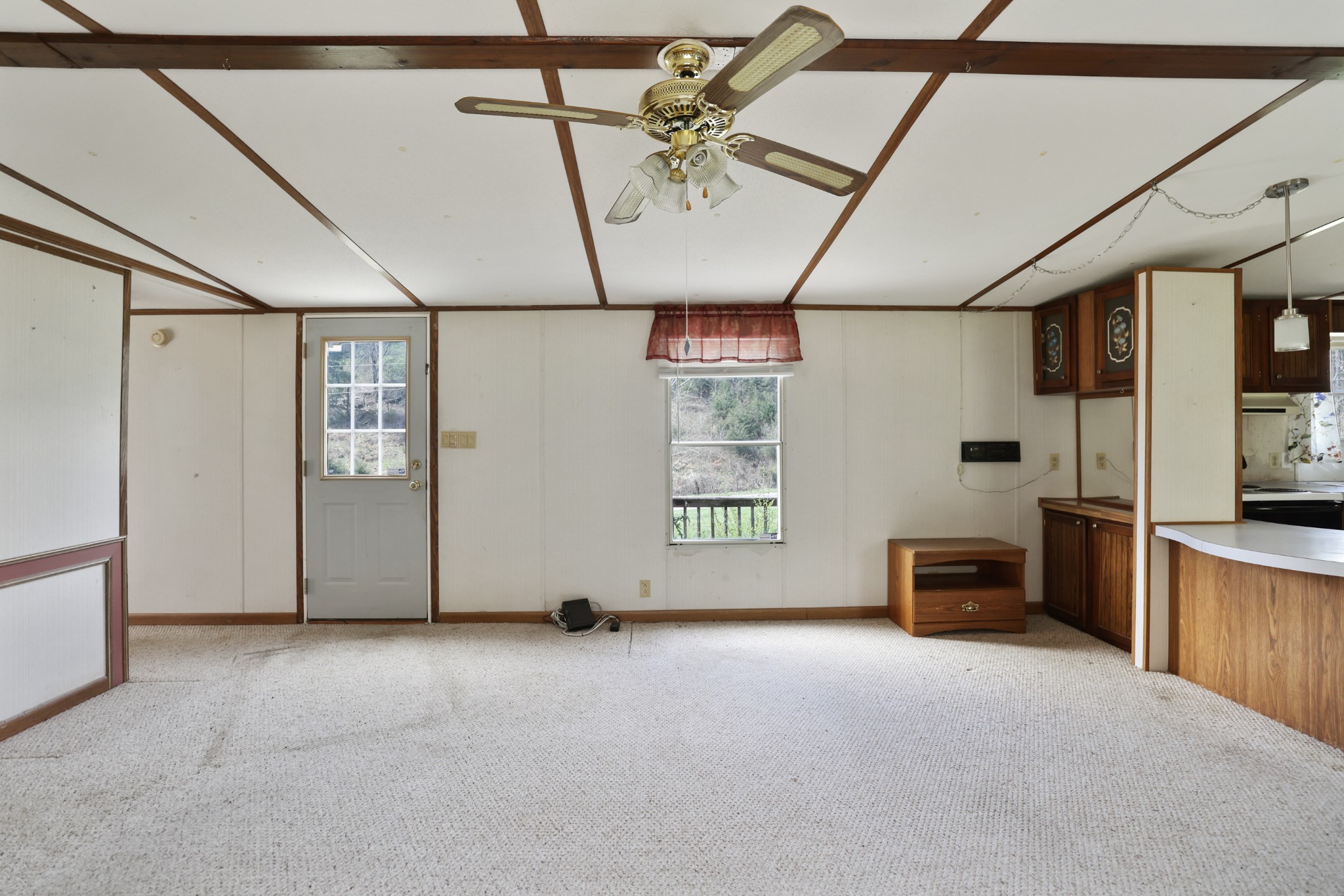 2298 Cavender Rd