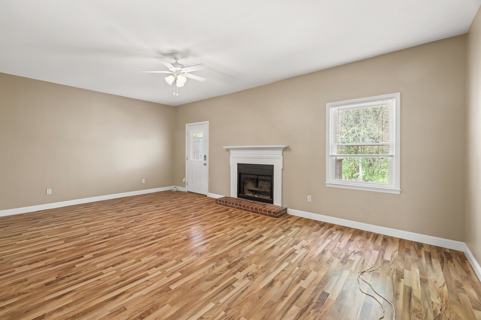 412 Woodsman Ct
