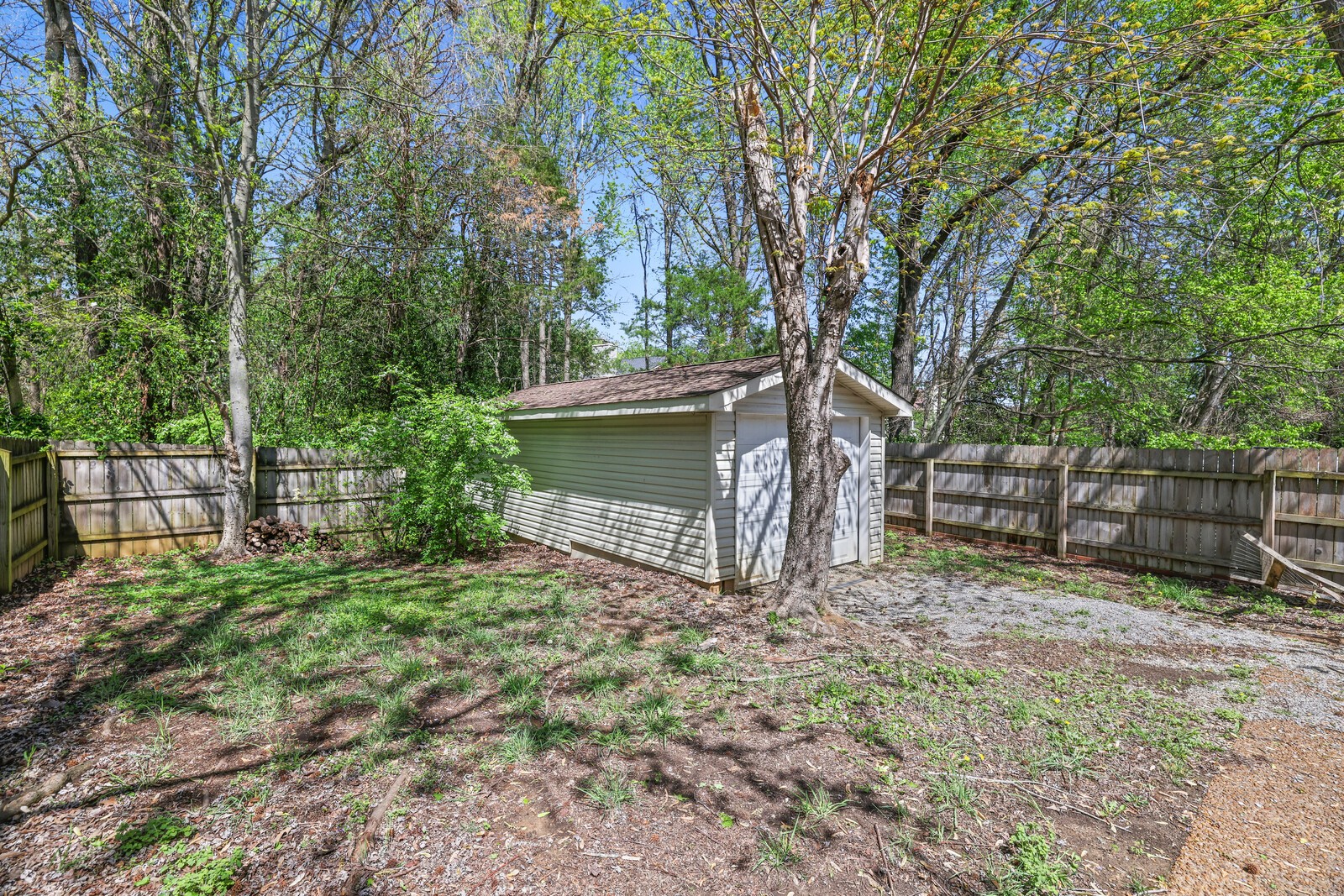 412 Woodsman Ct