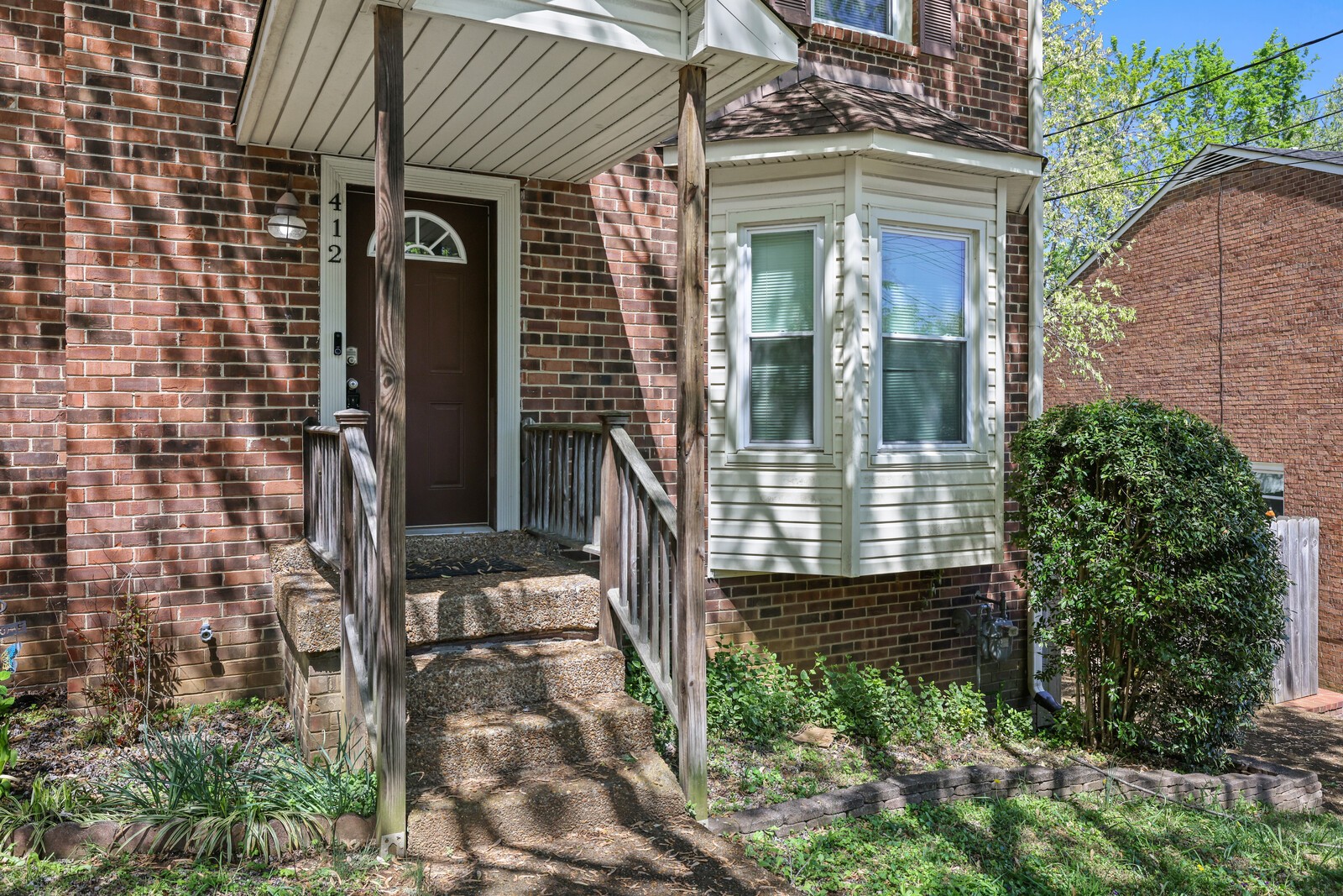 412 Woodsman Ct