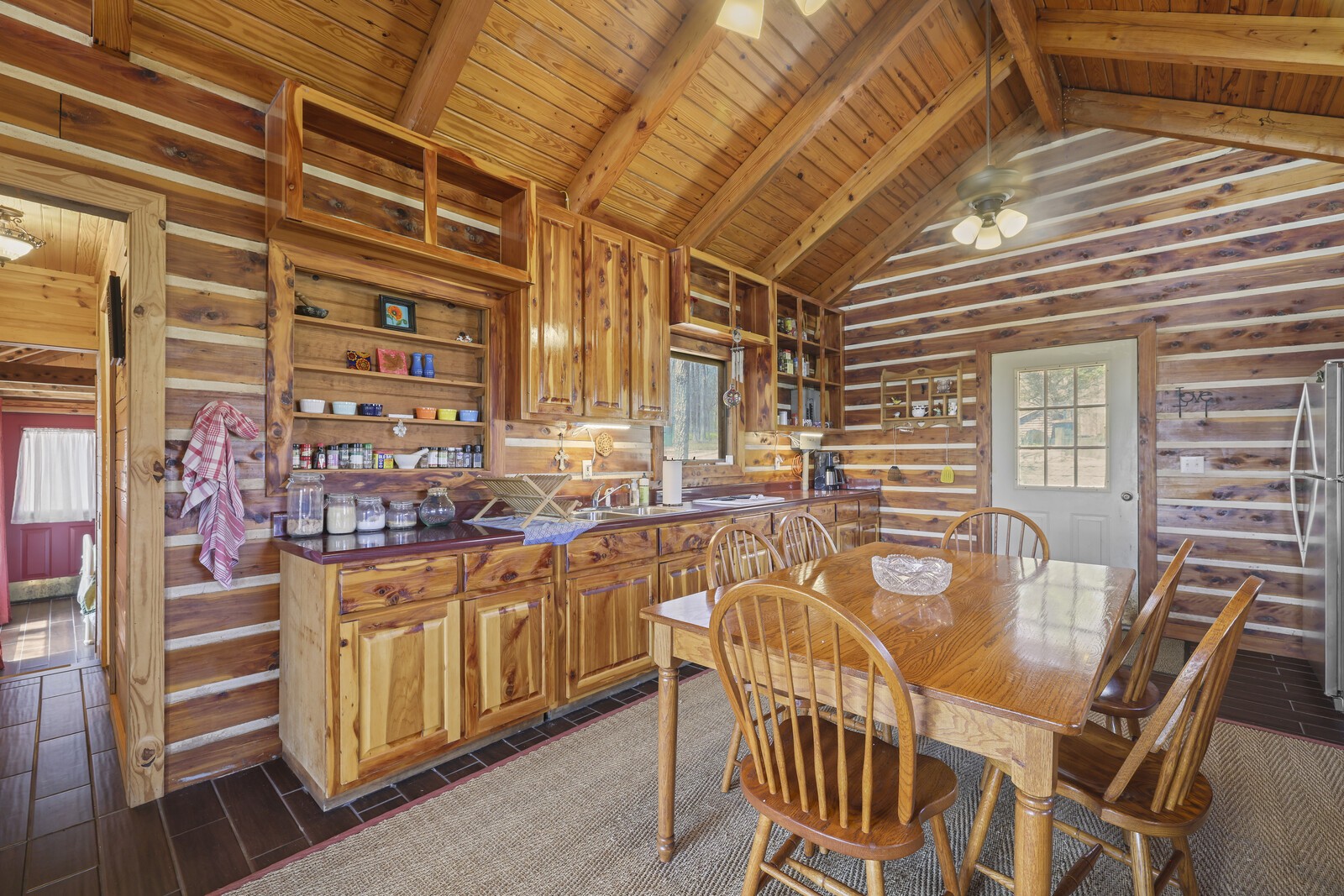 386 Hanging Rock Dr