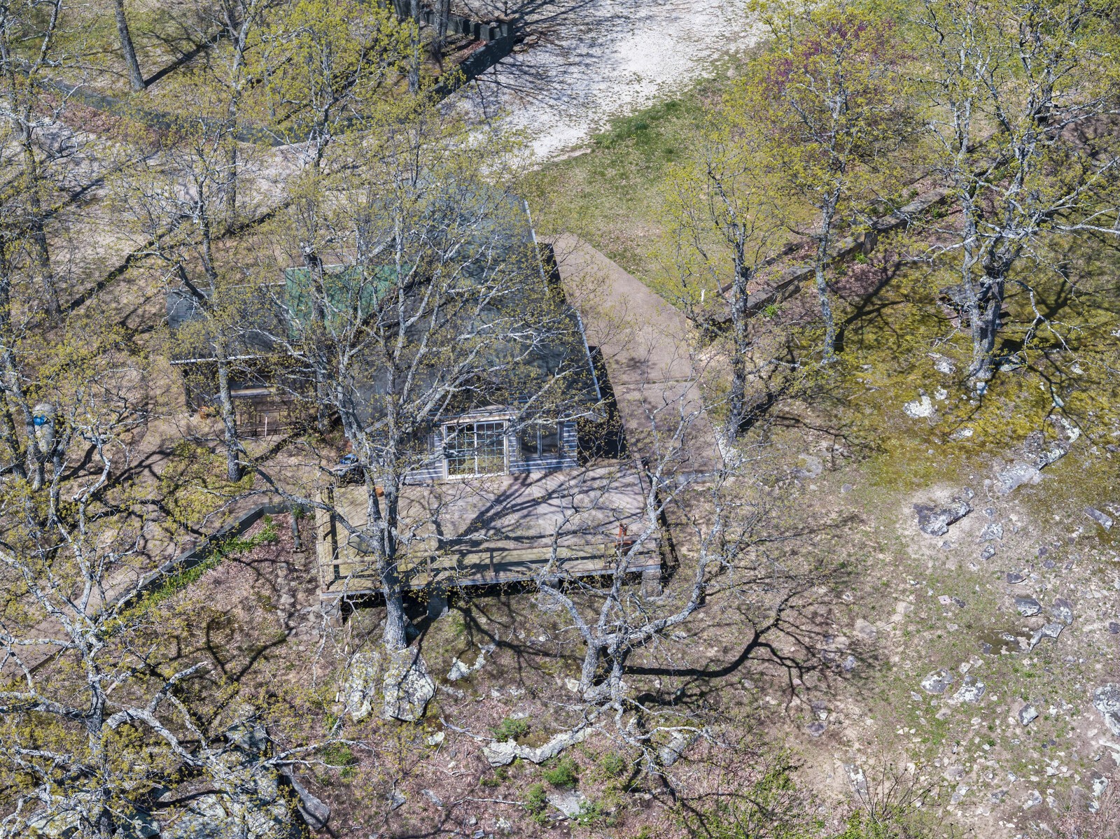 386 Hanging Rock Dr