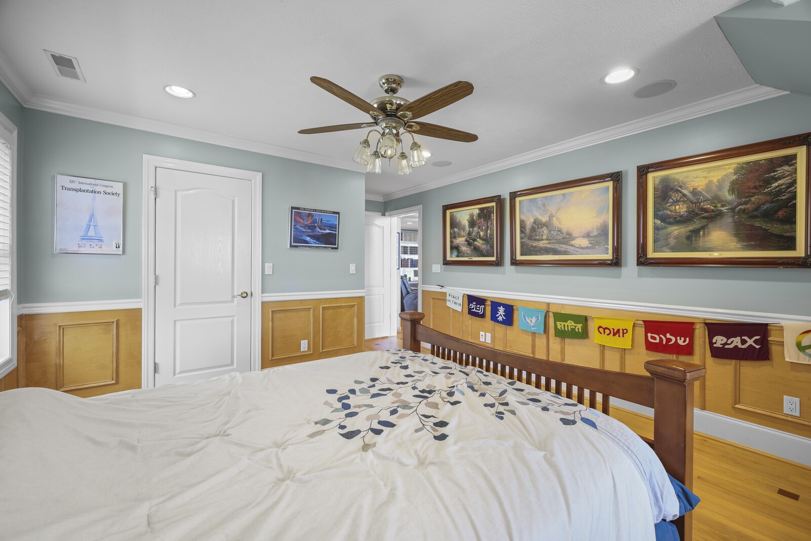 386 Hanging Rock Dr