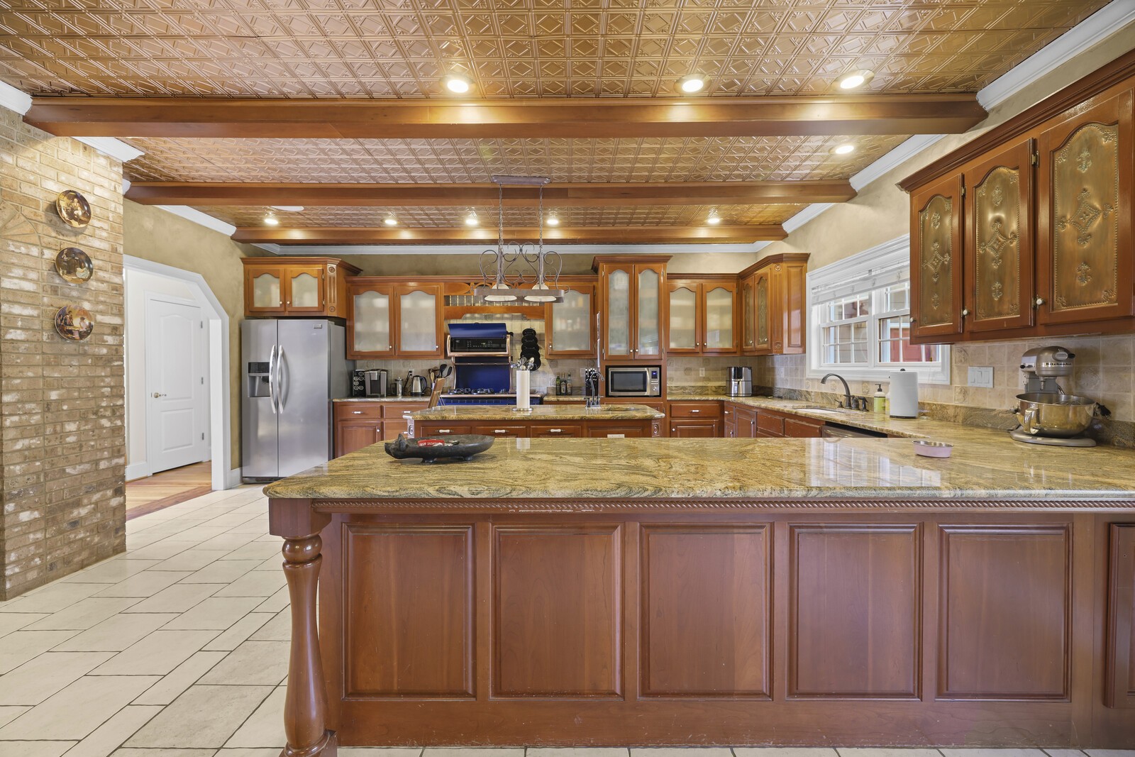 386 Hanging Rock Dr