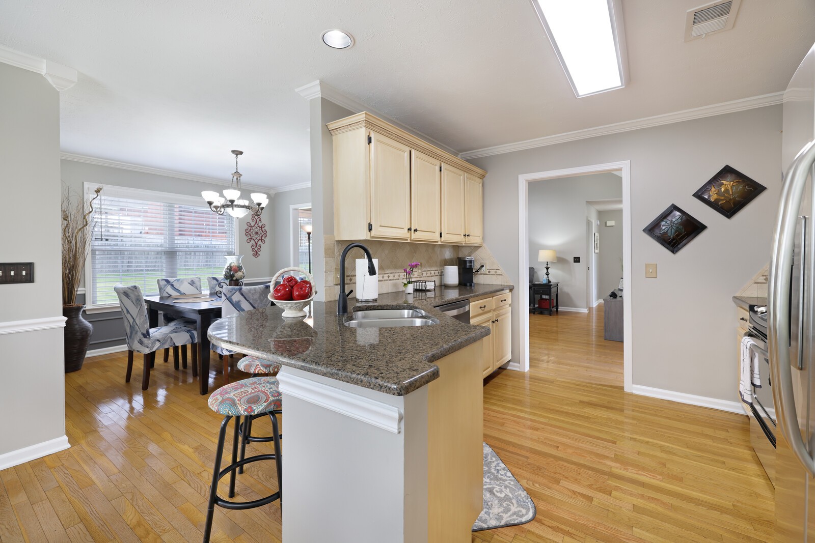 4013 Claude Dr