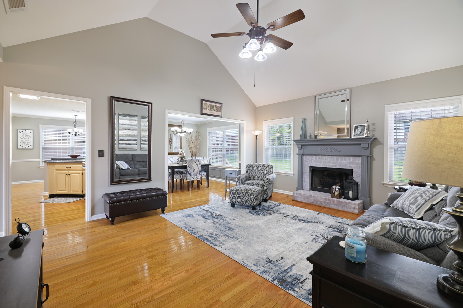 4013 Claude Dr