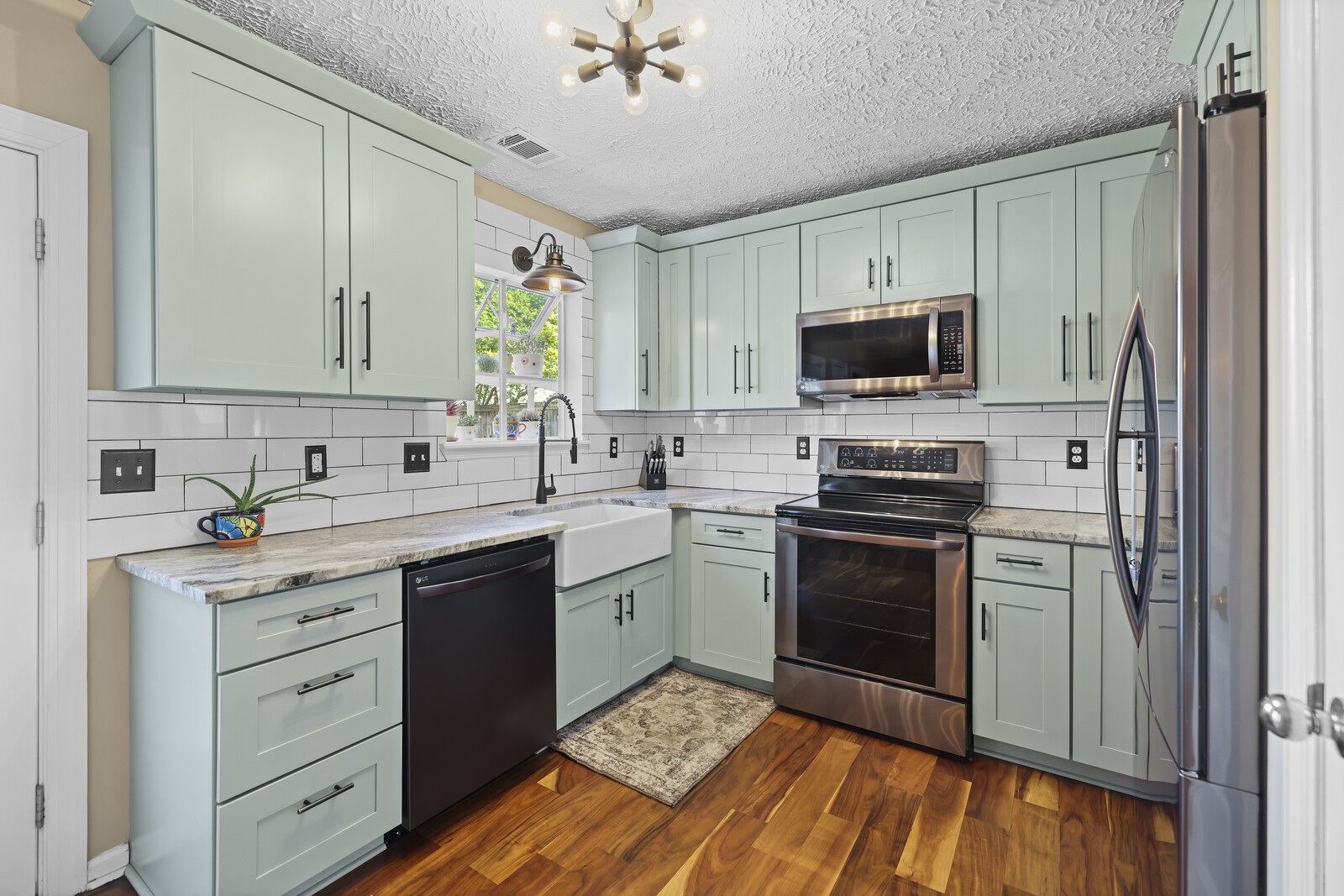 504 Kendall Ct