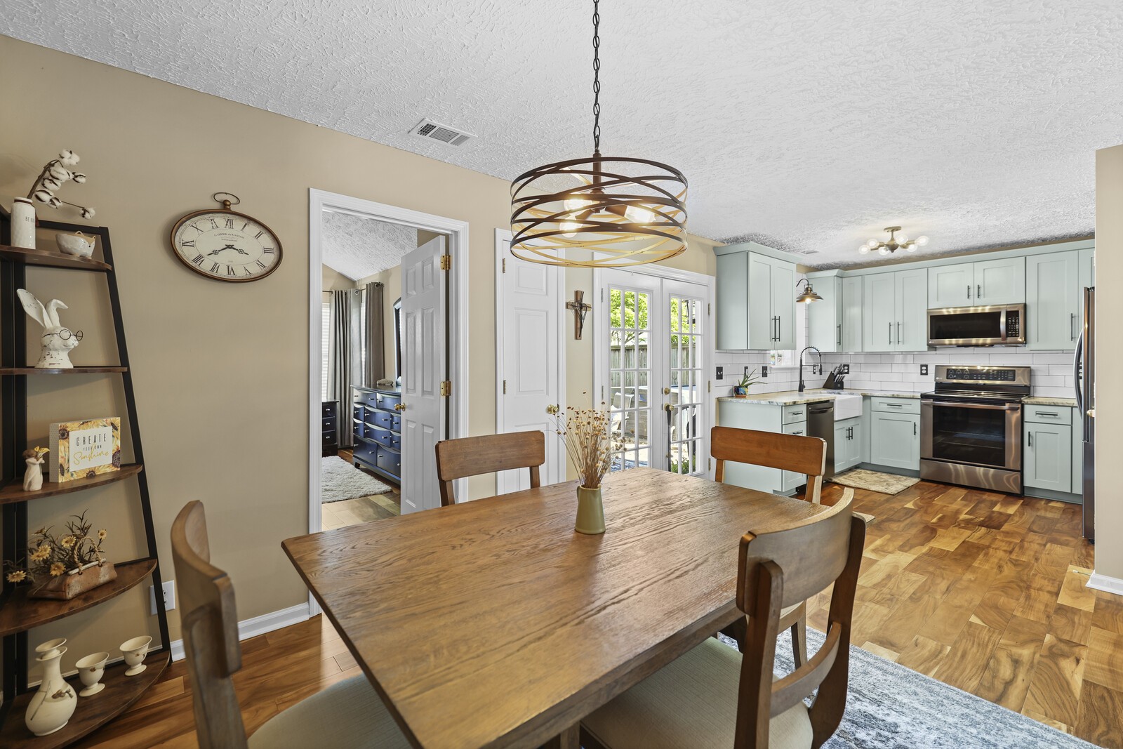 504 Kendall Ct